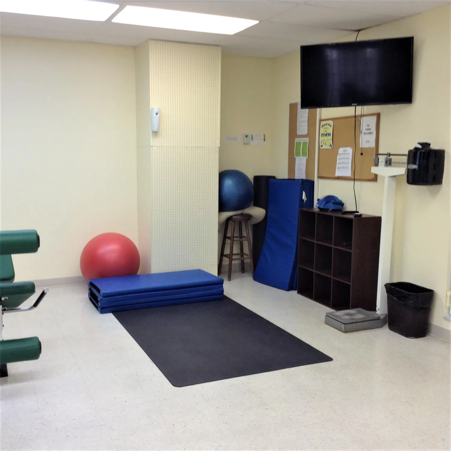 Property Slideshow image 39 of 46 | 2727 dudley dr w g, West Palm Beach, FL, 33415