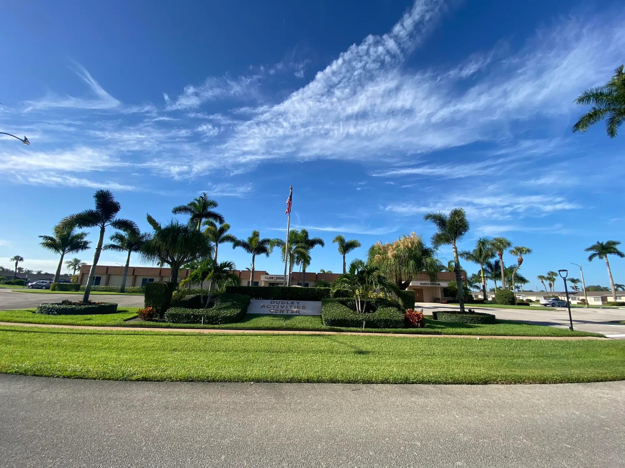 Property Slideshow image 33 of 46 | 2727 dudley dr w g, West Palm Beach, FL, 33415
