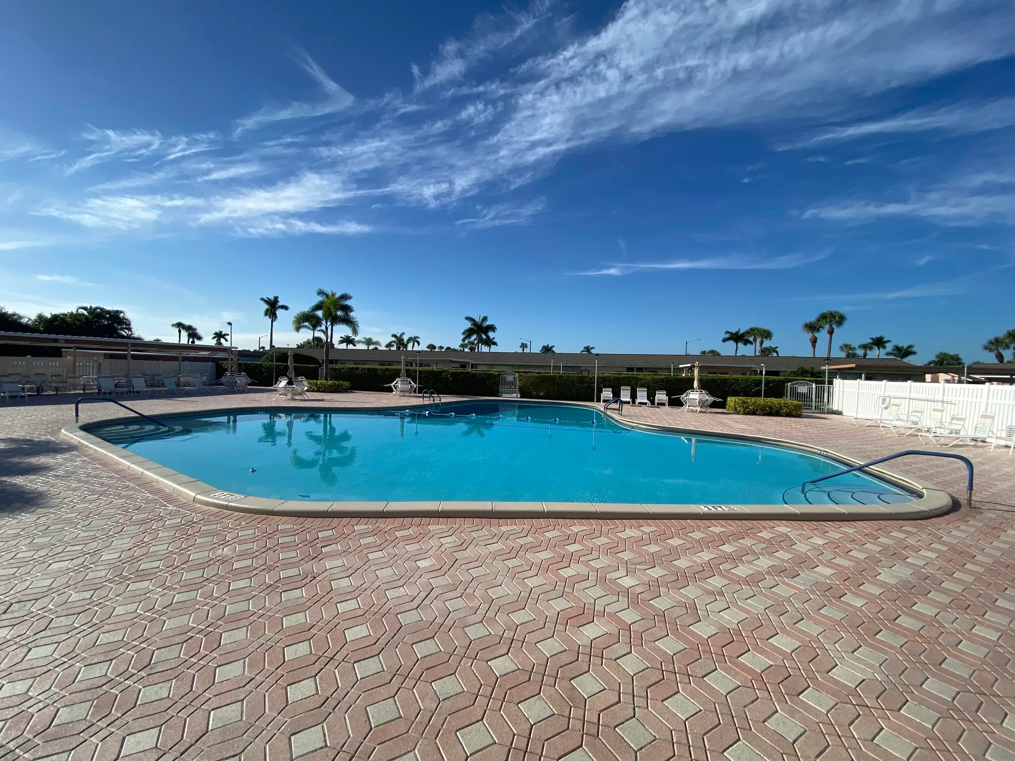 Property Slideshow image 36 of 46 | 2727 dudley dr w g, West Palm Beach, FL, 33415