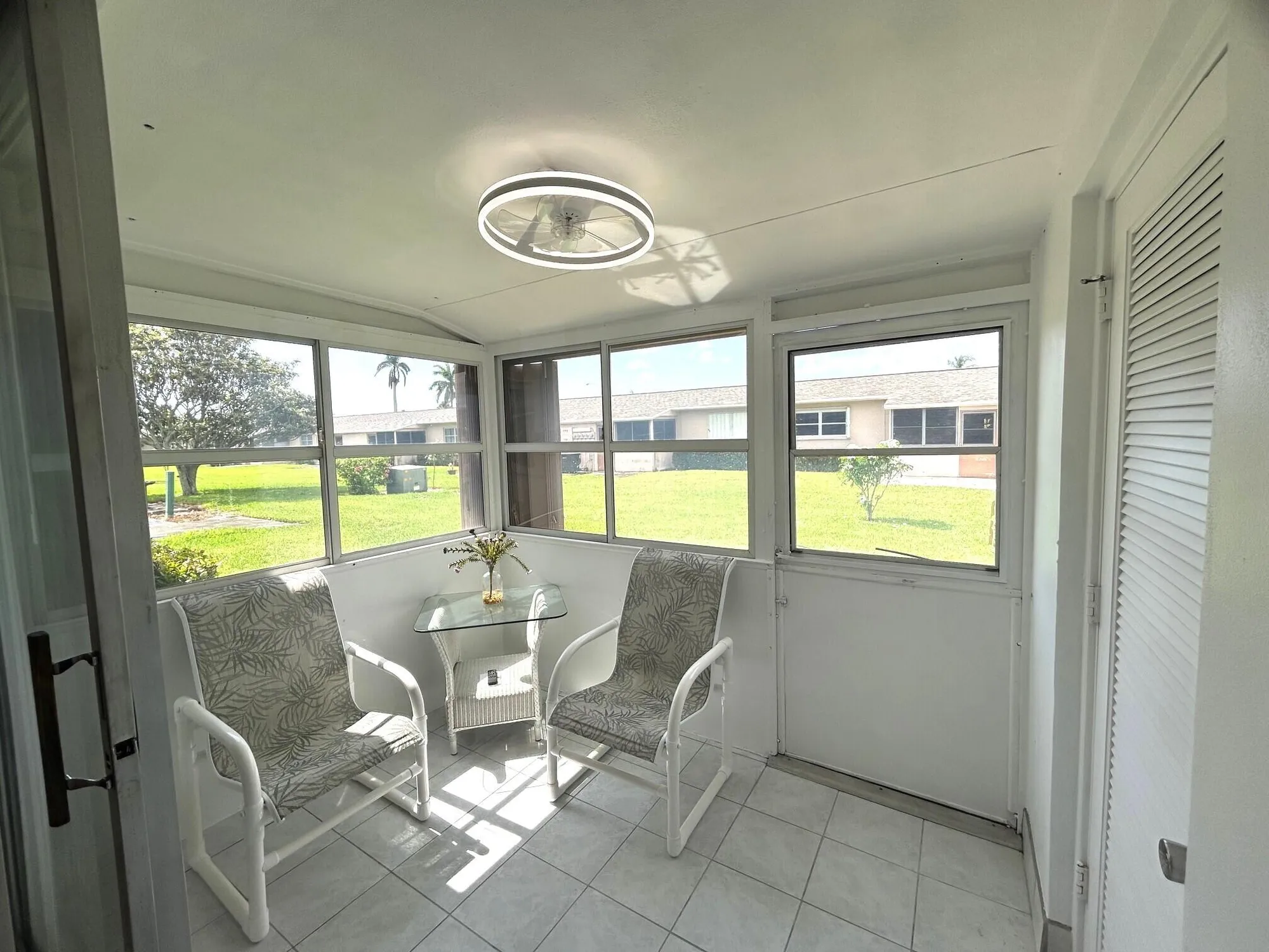 Property Slideshow image 23 of 46 | 2727 dudley dr w g, West Palm Beach, FL, 33415