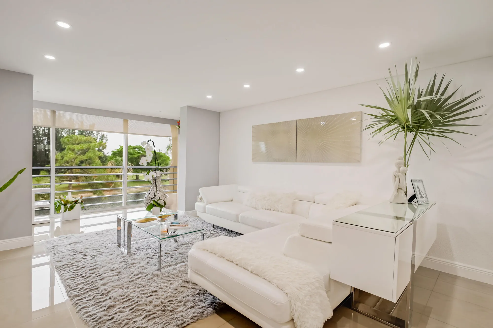 Property Slideshow image 4 of 52 | 6698 10th ave 426, Lake Worth, FL, 33467