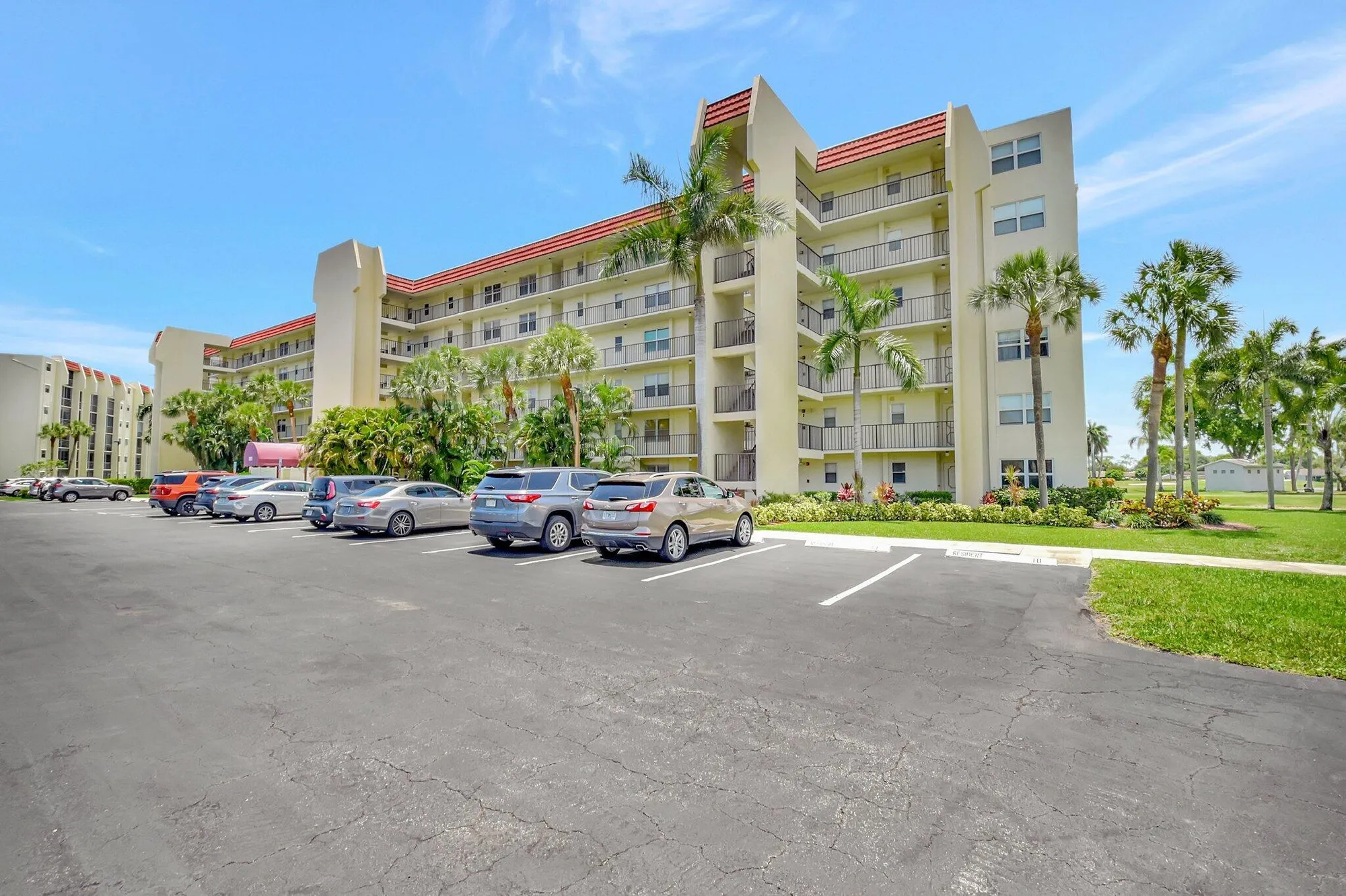 Property Slideshow image 1 of 58 | 3871 via poinciana apt 505, Lake Worth, FL, 33467