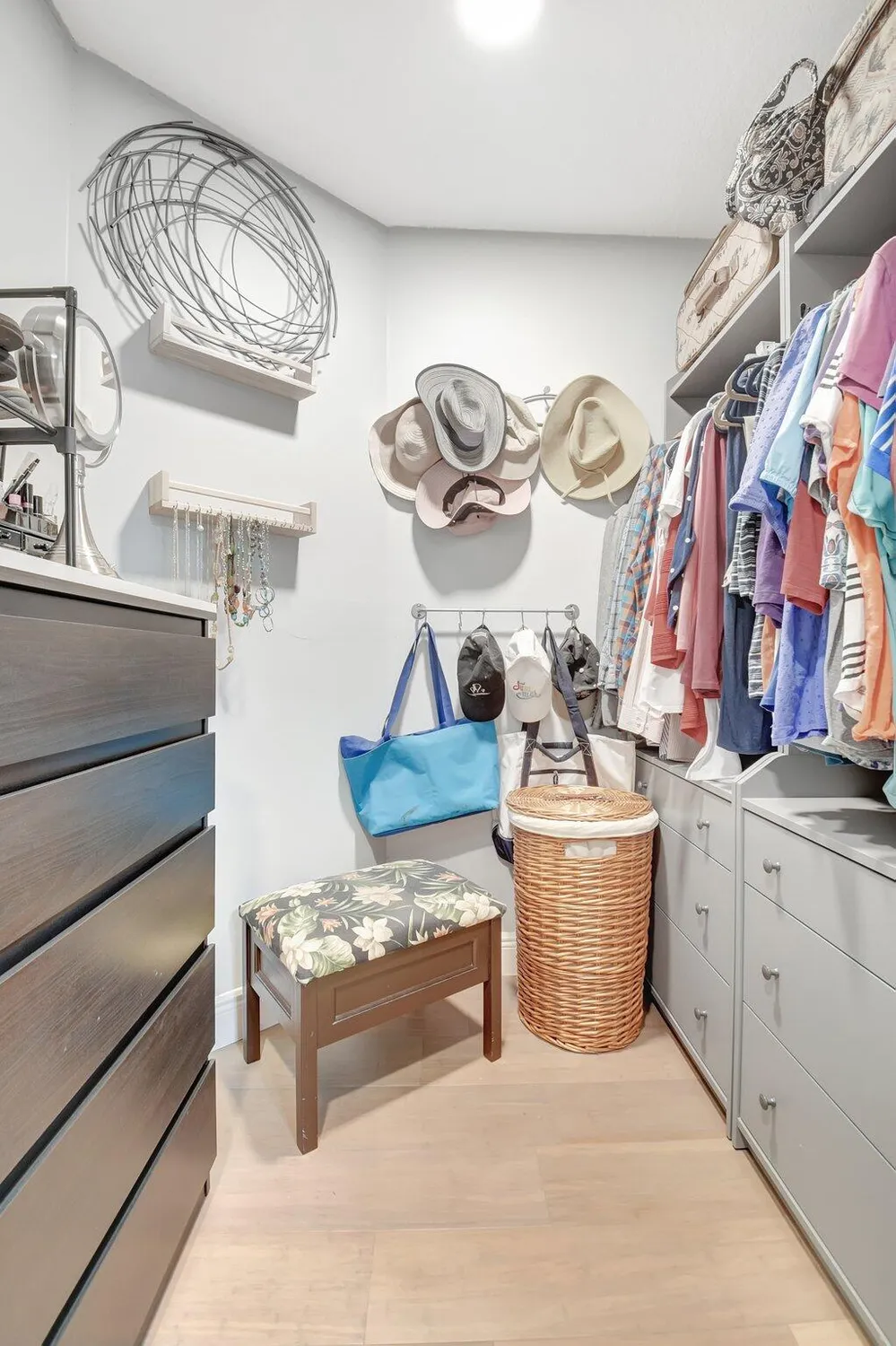 Property Slideshow image 26 of 58 | 3871 via poinciana apt 505, Lake Worth, FL, 33467