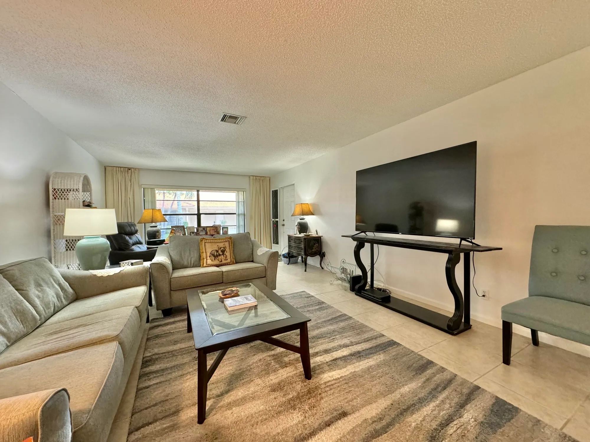 Property Slideshow image 11 of 28 | 4670 rosewood tree ct b, Boynton Beach, FL, 33436