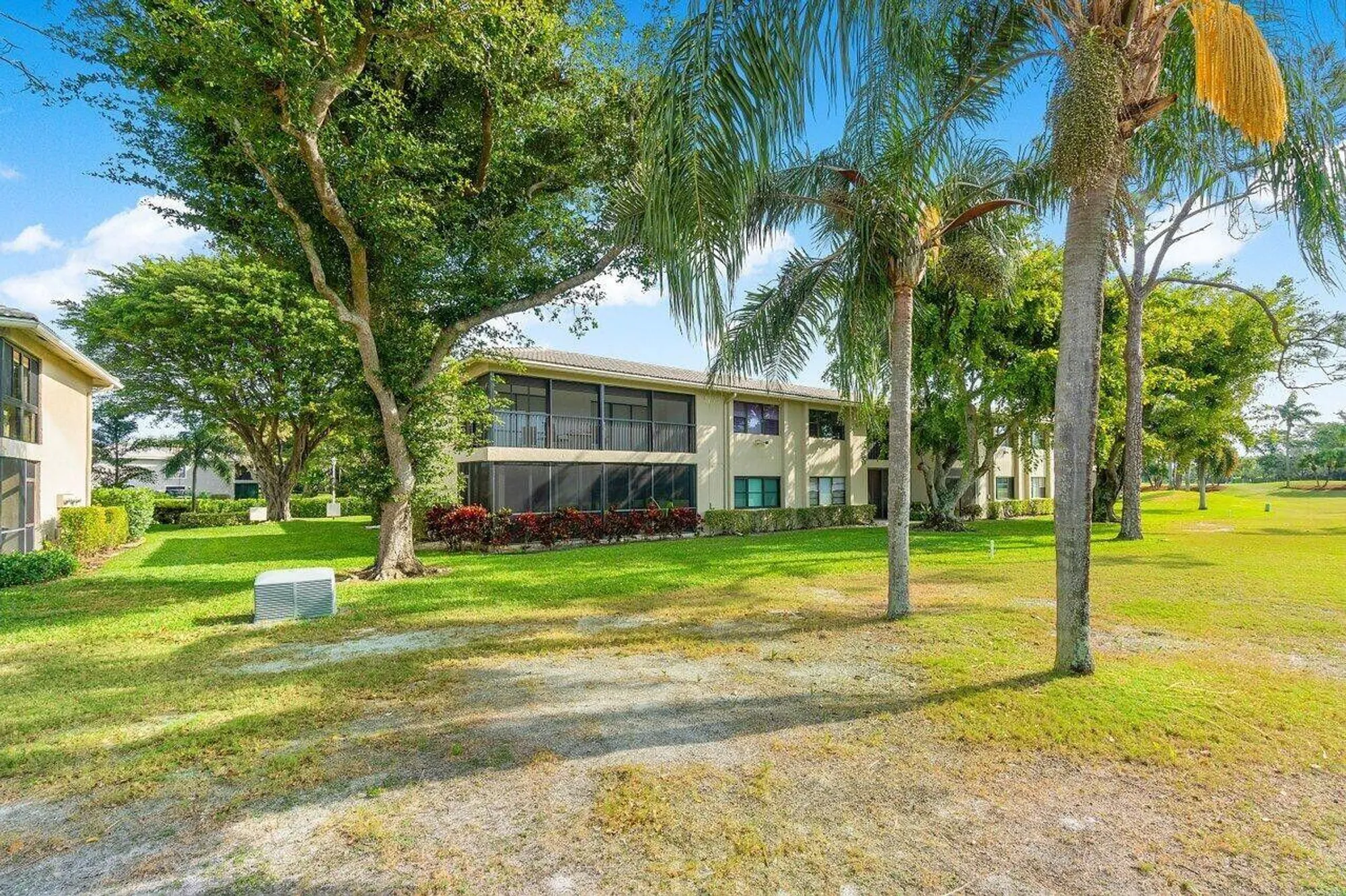 Property Slideshow image 26 of 56 | 36 stratford ln h, Boynton Beach, FL, 33436