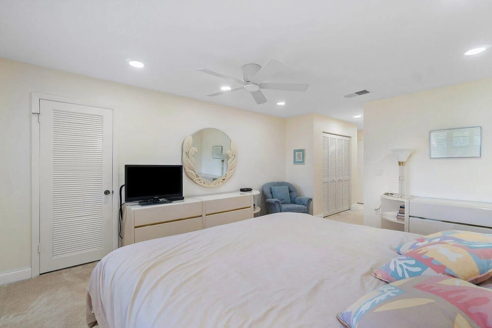 Property Slideshow image 17 of 56 | 36 stratford ln h, Boynton Beach, FL, 33436