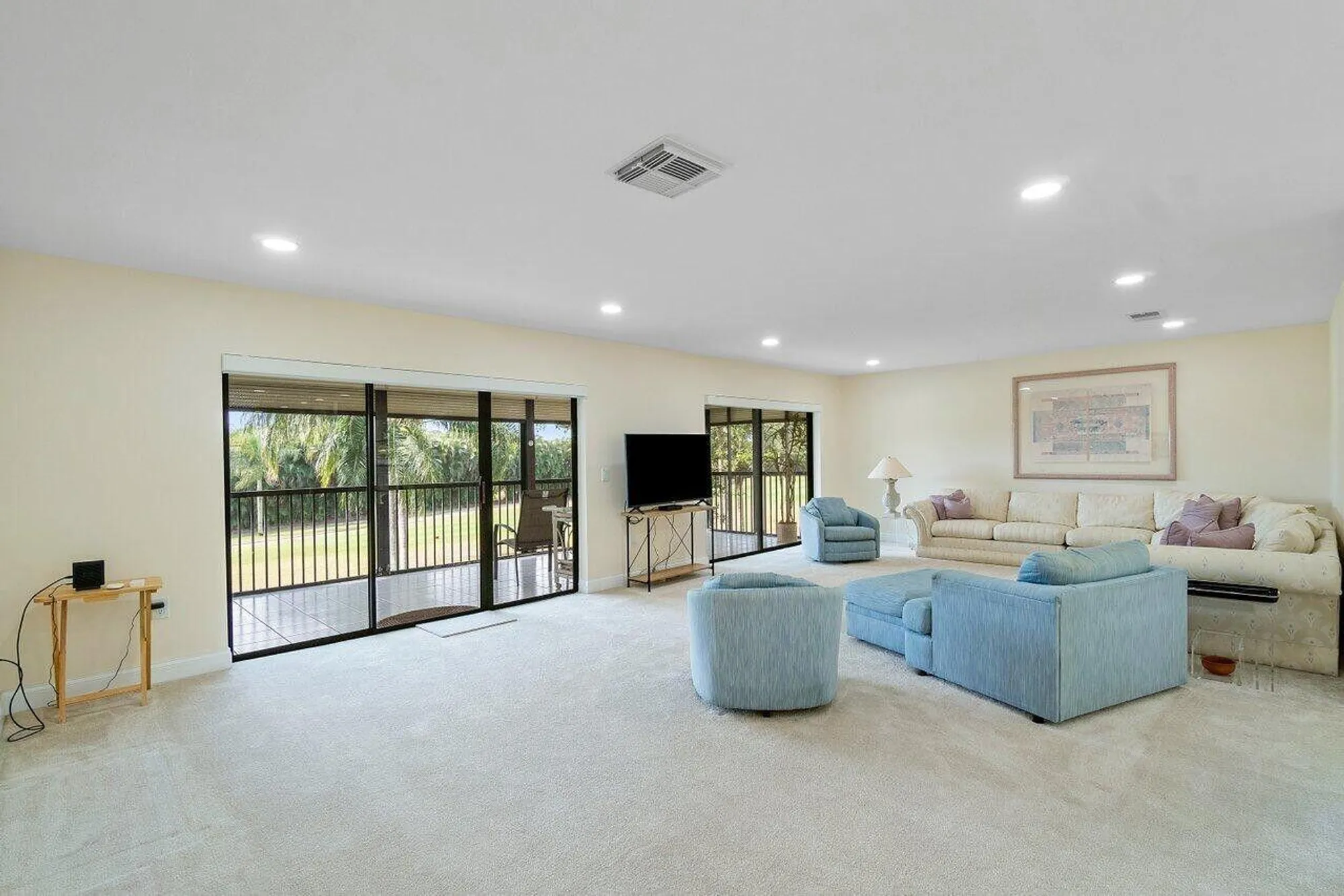 Property Slideshow image 12 of 56 | 36 stratford ln h, Boynton Beach, FL, 33436