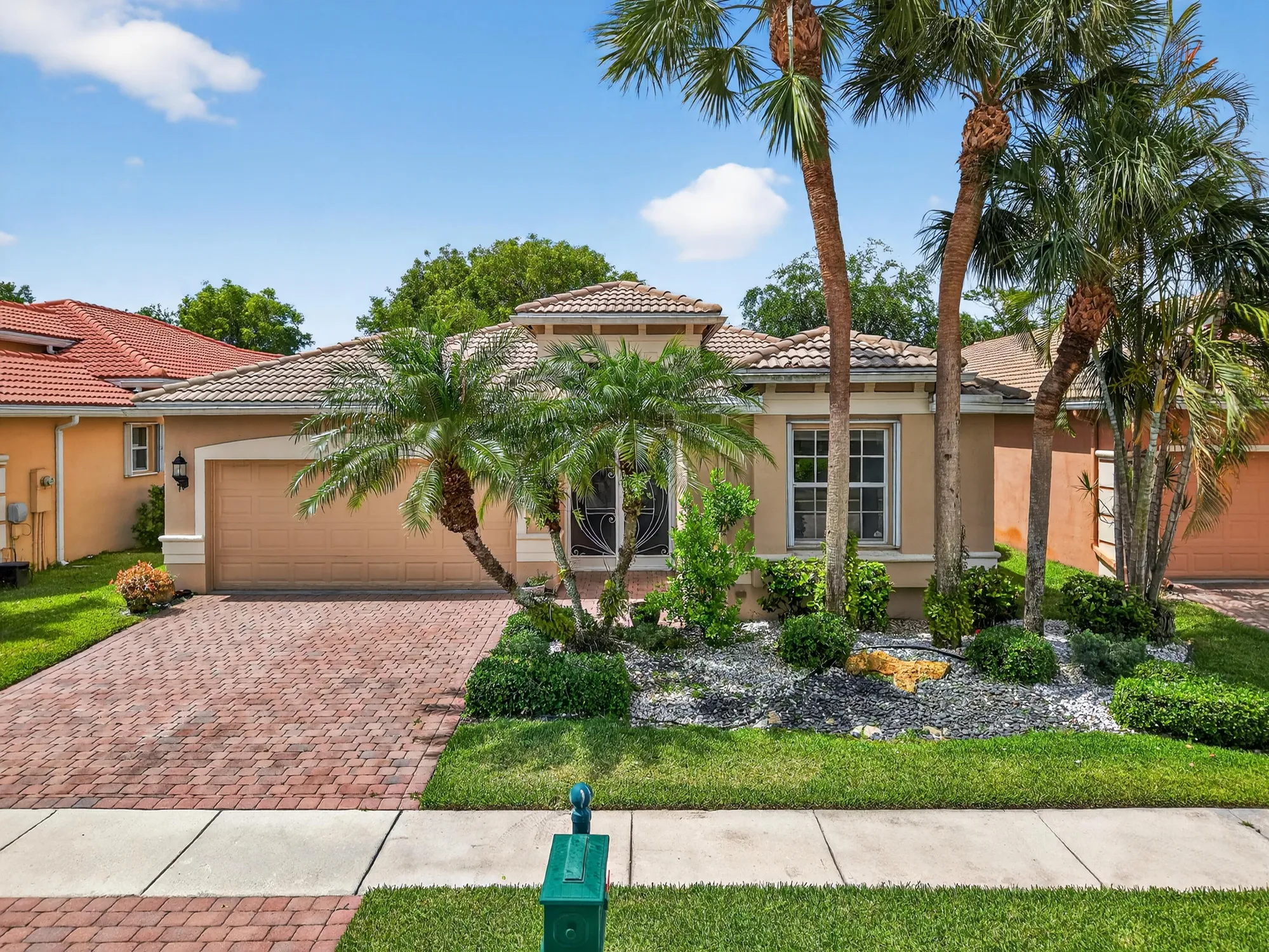 Property Slideshow image 1 of 78 | 8688 via avellino, Lake Worth, FL, 33467