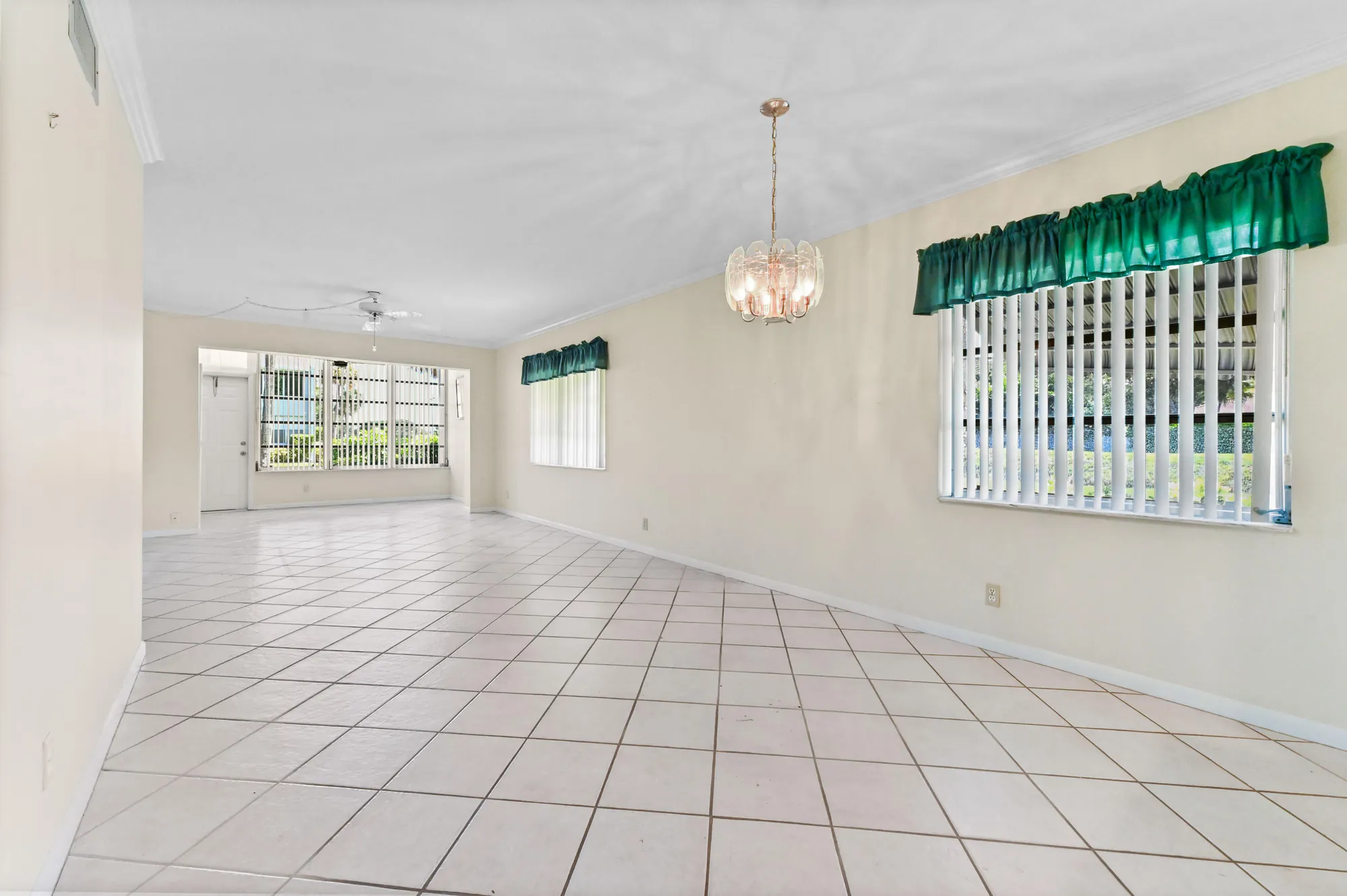 Property Slideshow image 5 of 31 | 2860 sw 22nd ave 4170, Delray Beach, FL, 33445