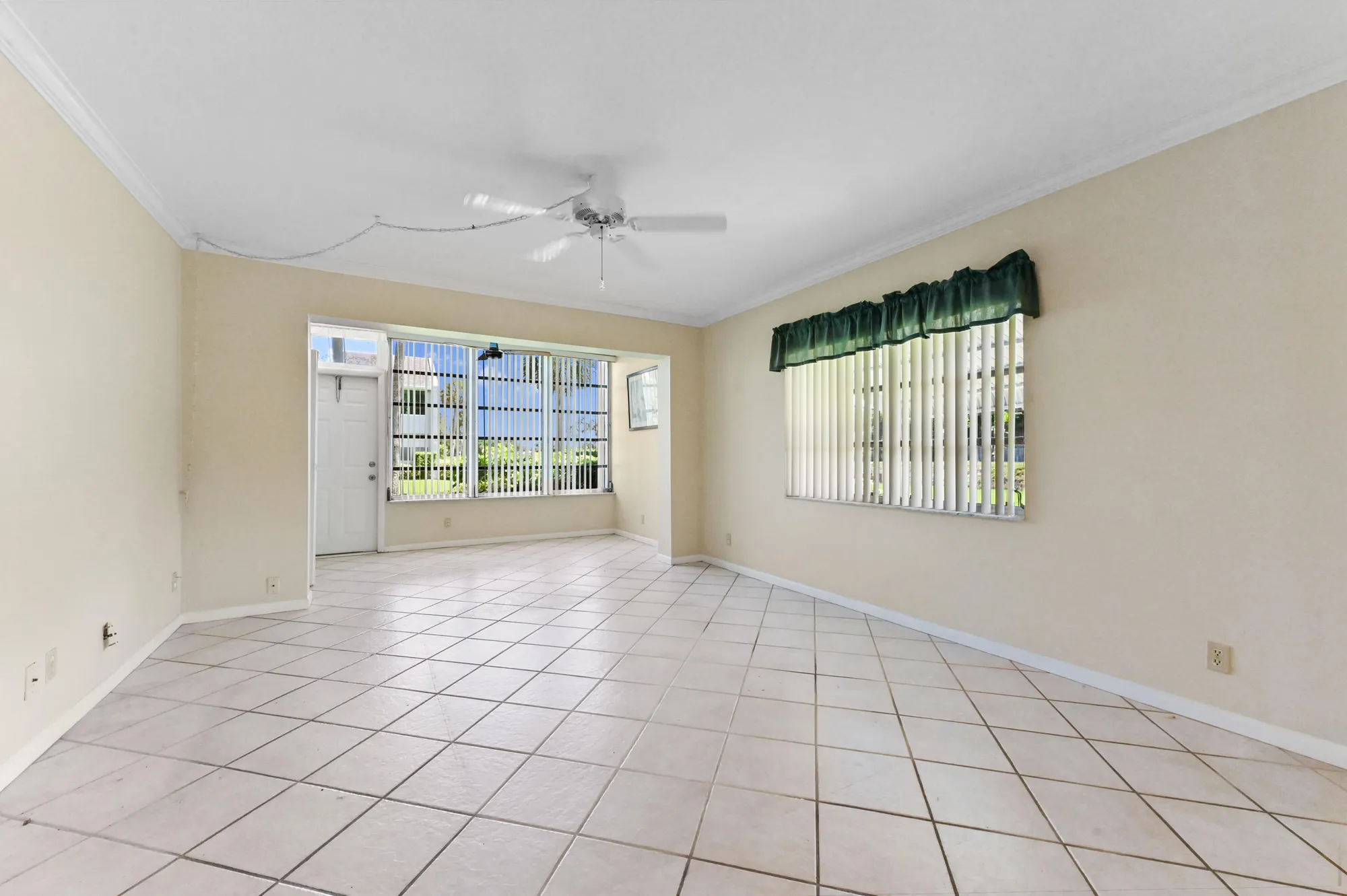 Property Slideshow image 6 of 31 | 2860 sw 22nd ave 4170, Delray Beach, FL, 33445