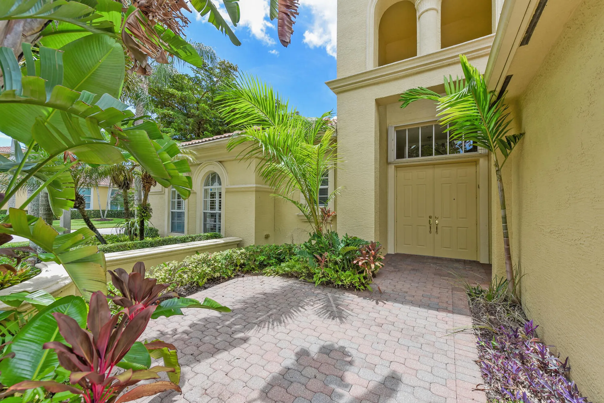 Property Slideshow image 3 of 55 | 9724 via grandezza, Wellington, FL, 33411