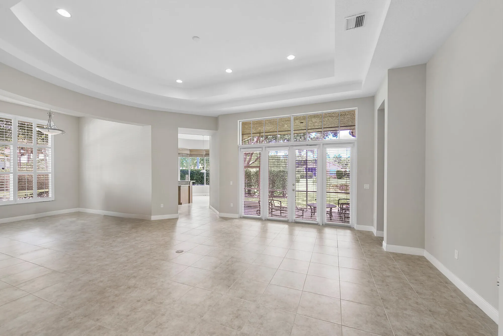 Property Slideshow image 5 of 55 | 9724 via grandezza, Wellington, FL, 33411