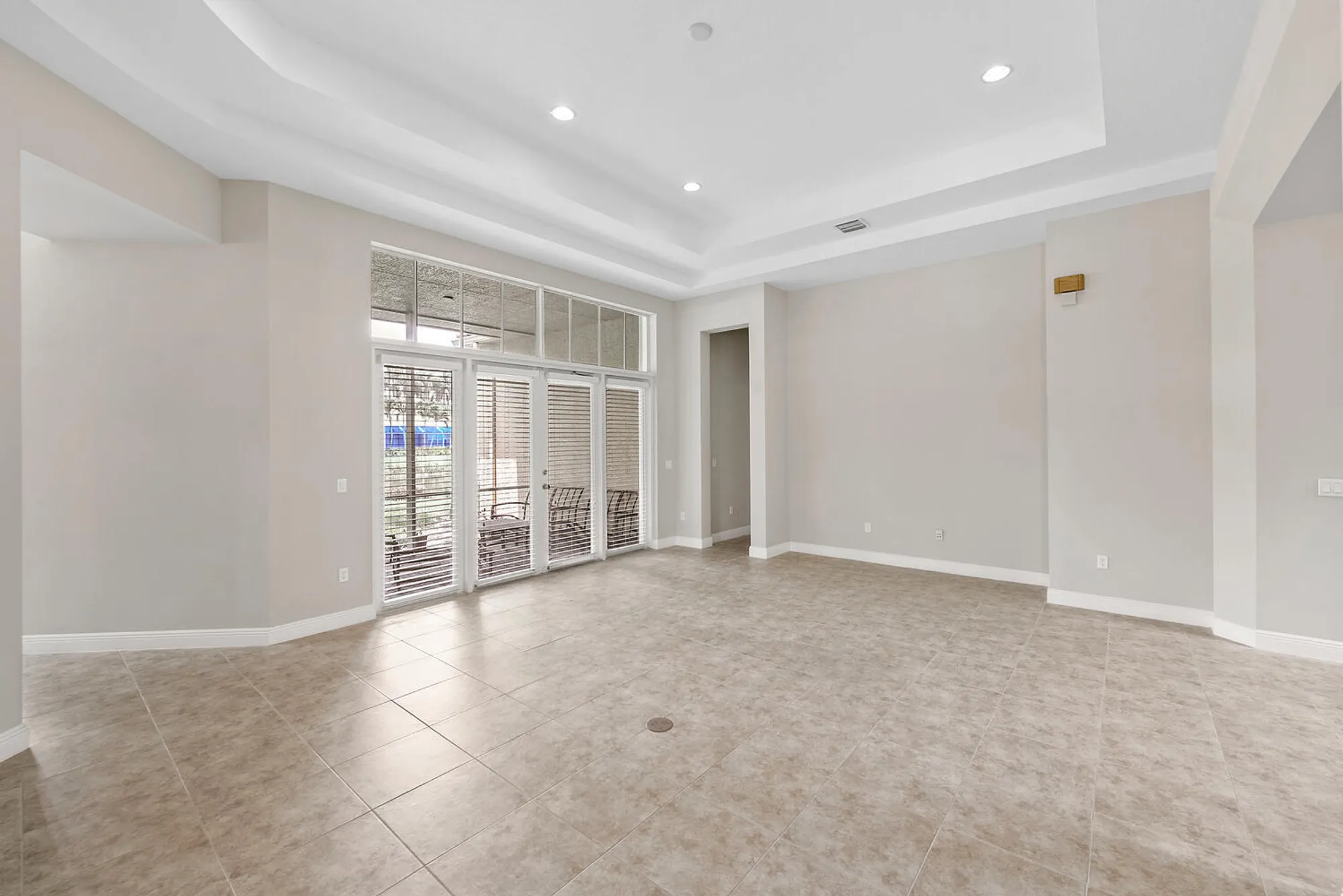 Property Slideshow image 7 of 55 | 9724 via grandezza, Wellington, FL, 33411