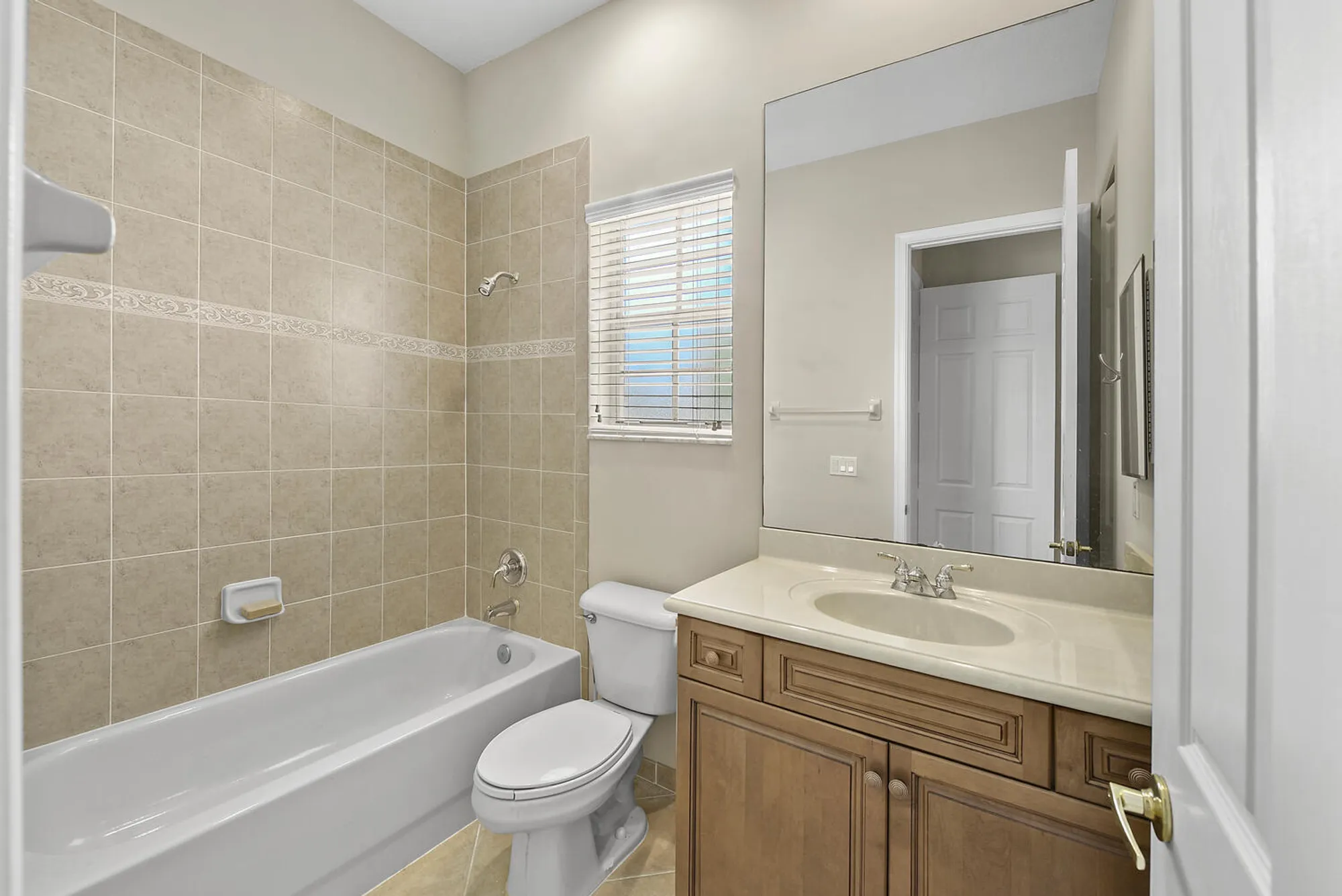 Property Slideshow image 22 of 55 | 9724 via grandezza, Wellington, FL, 33411