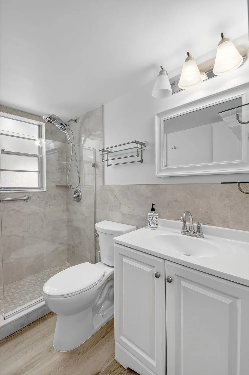 Property Slideshow image 21 of 56 | 216 dorchester j, West Palm Beach, FL, 33417