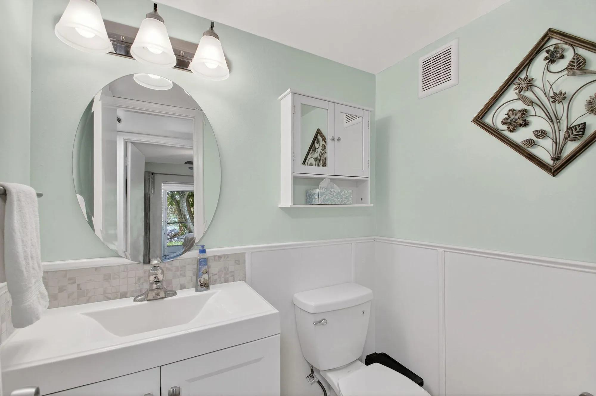 Property Slideshow image 24 of 56 | 216 dorchester j, West Palm Beach, FL, 33417