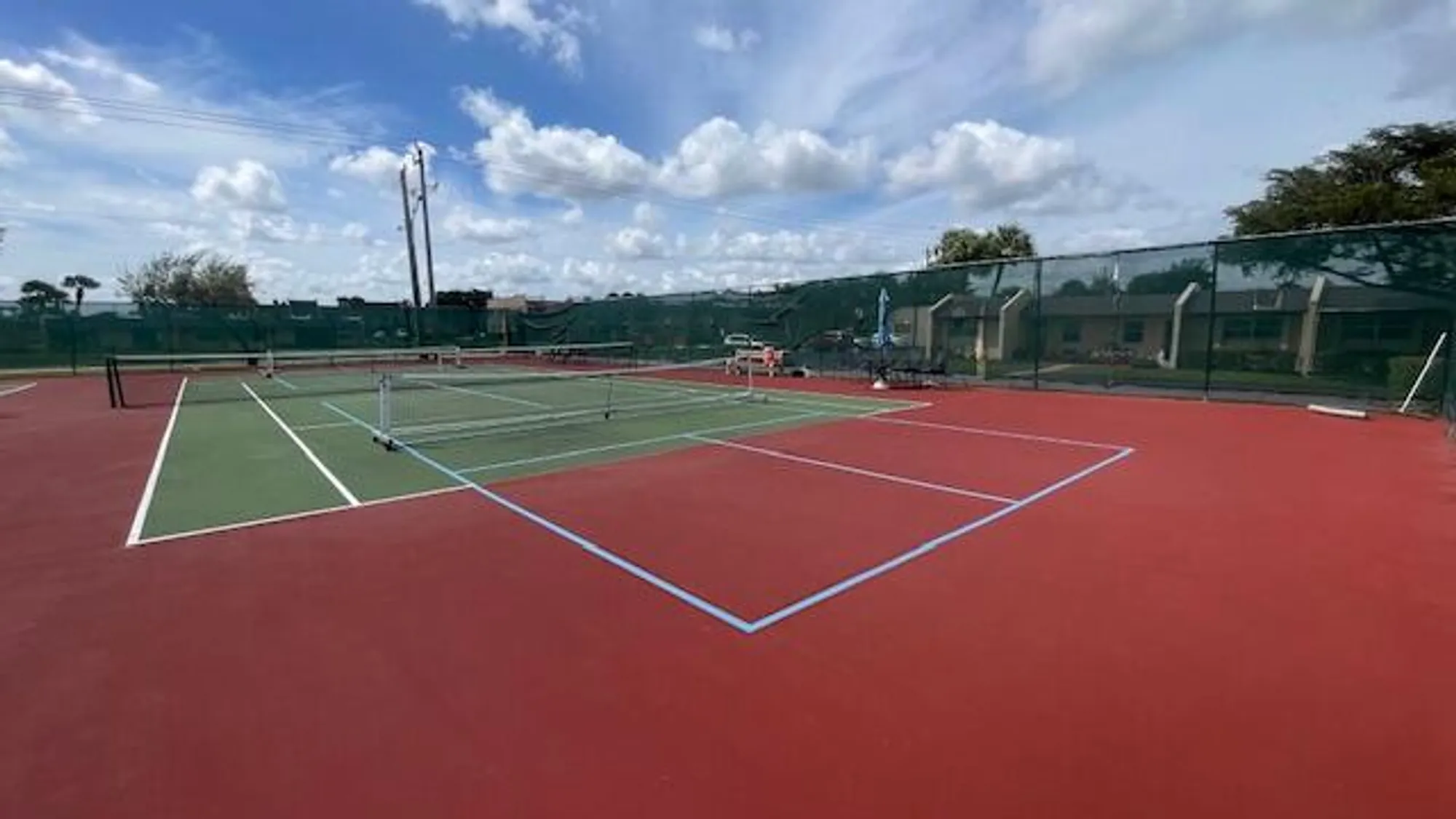 Property Slideshow image 33 of 36 | 118 lake olive dr, West Palm Beach, FL, 33411