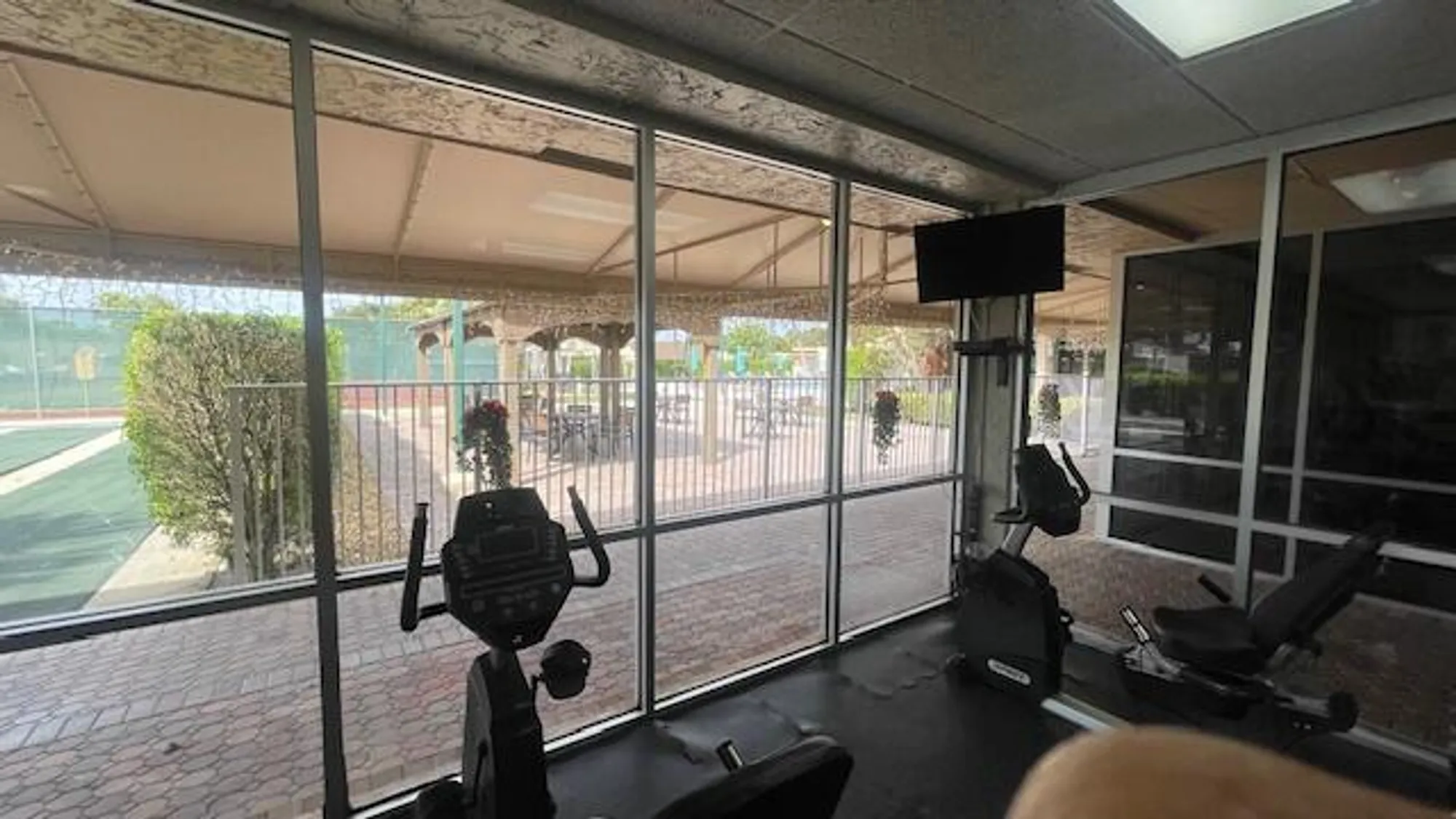 Property Slideshow image 30 of 36 | 118 lake olive dr, West Palm Beach, FL, 33411