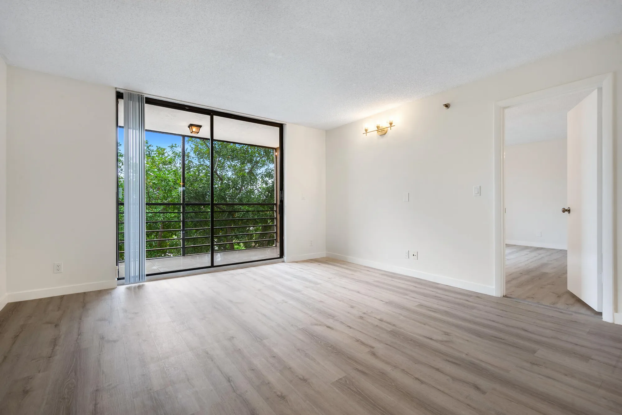 Property Slideshow image 8 of 18 | 7770 tahiti ln apt 405, Lake Worth, FL, 33467