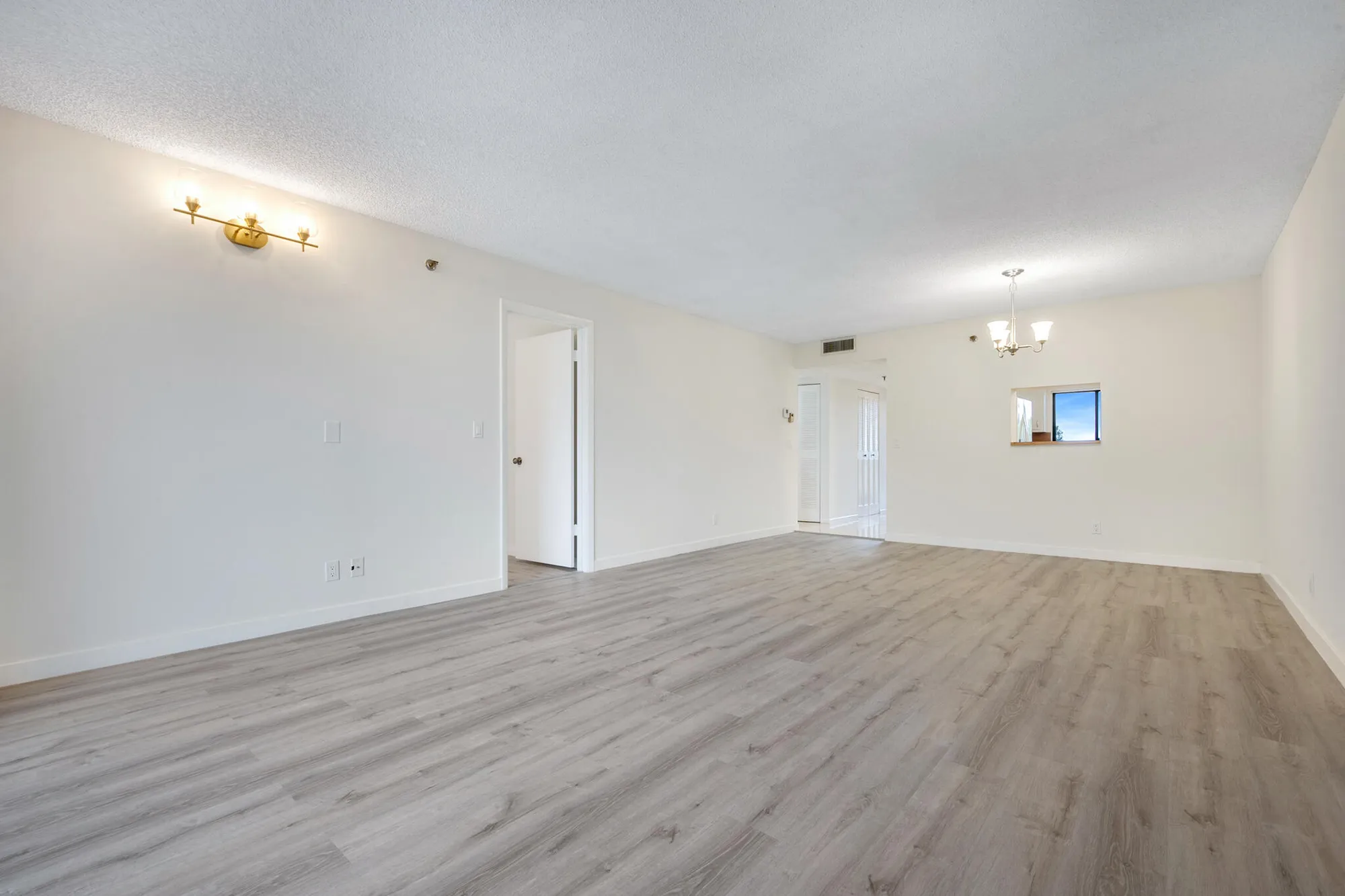Property Slideshow image 10 of 18 | 7770 tahiti ln apt 405, Lake Worth, FL, 33467