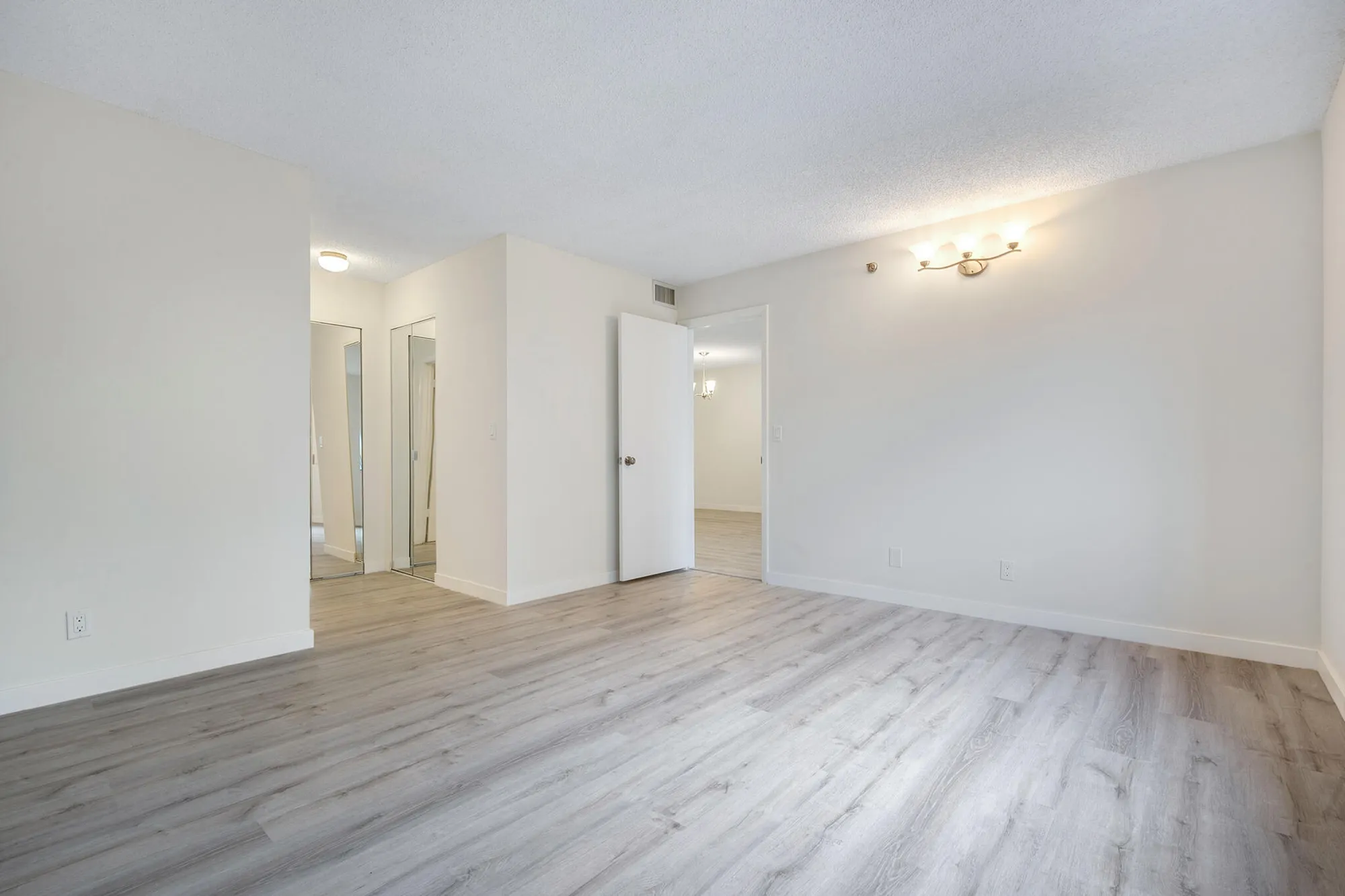 Property Slideshow image 14 of 18 | 7770 tahiti ln apt 405, Lake Worth, FL, 33467