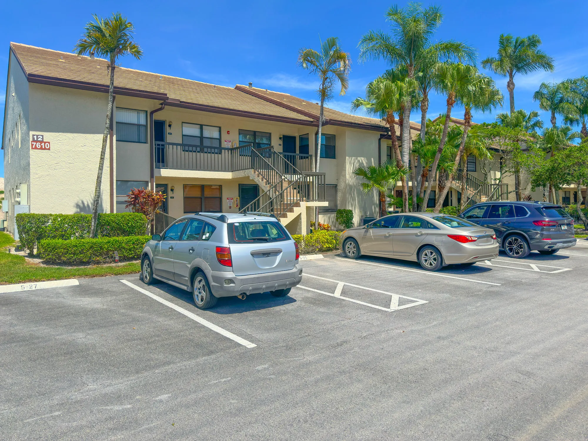 Property Slideshow image 1 of 27 | 7610 tahiti ln 201, Lake Worth, FL, 33467
