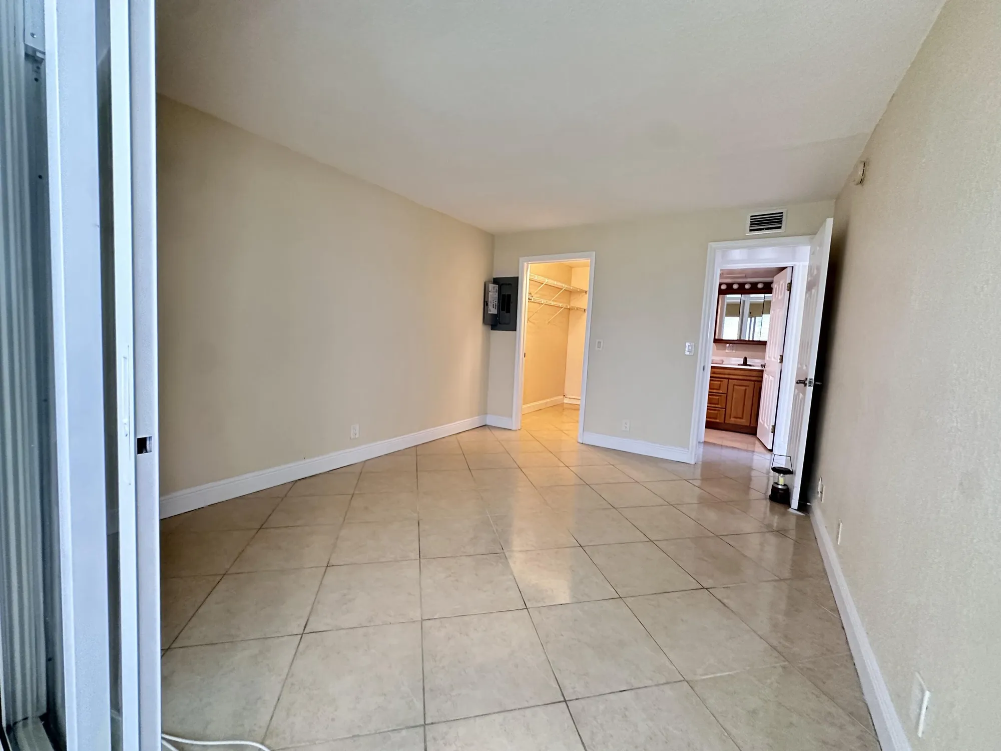 Property Slideshow image 30 of 49 | 433 saxony j, Delray Beach, FL, 33446