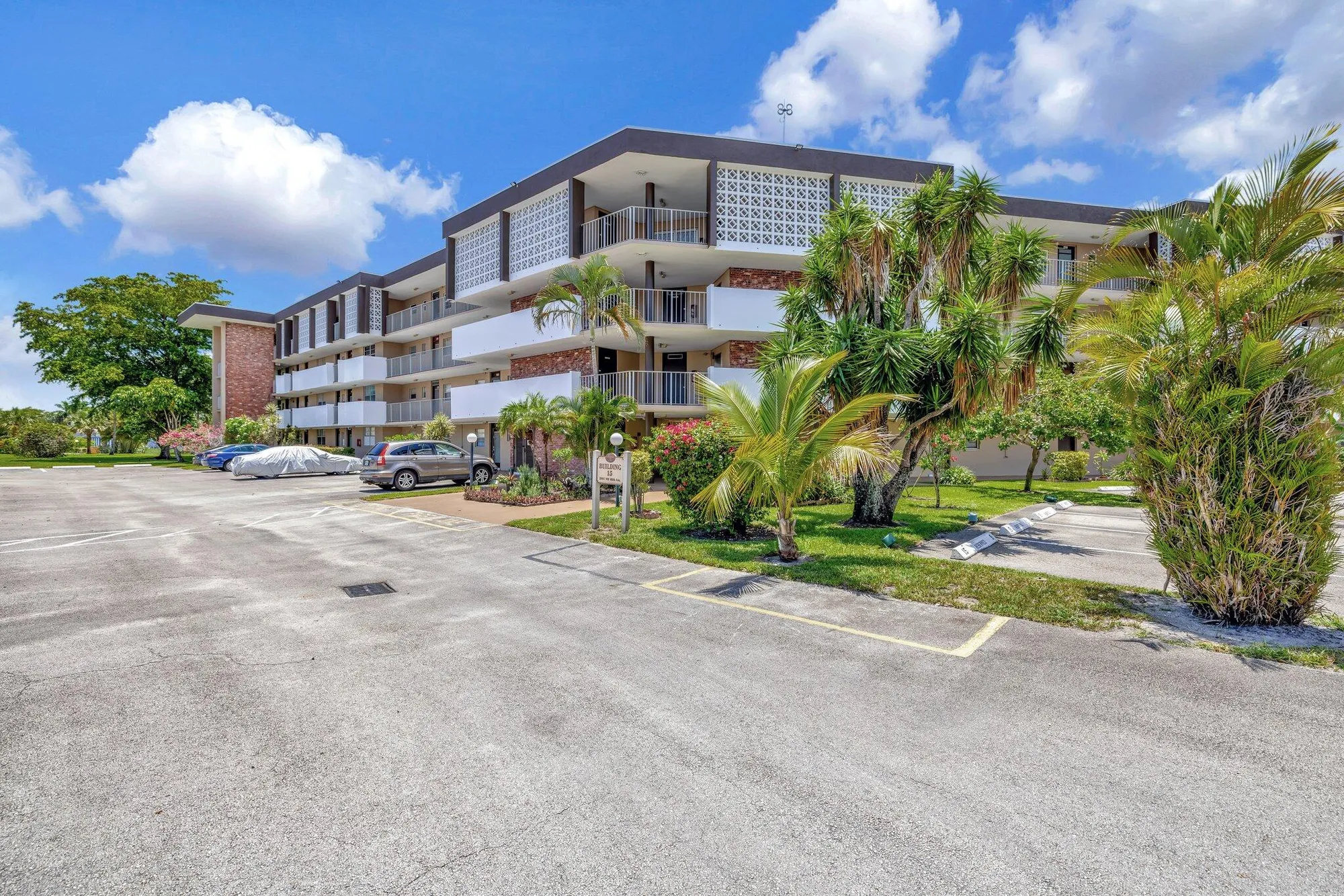 Property Slideshow image 35 of 56 | 2901 nw 46th ave apt 101, Lauderdale Lakes, FL, 33313