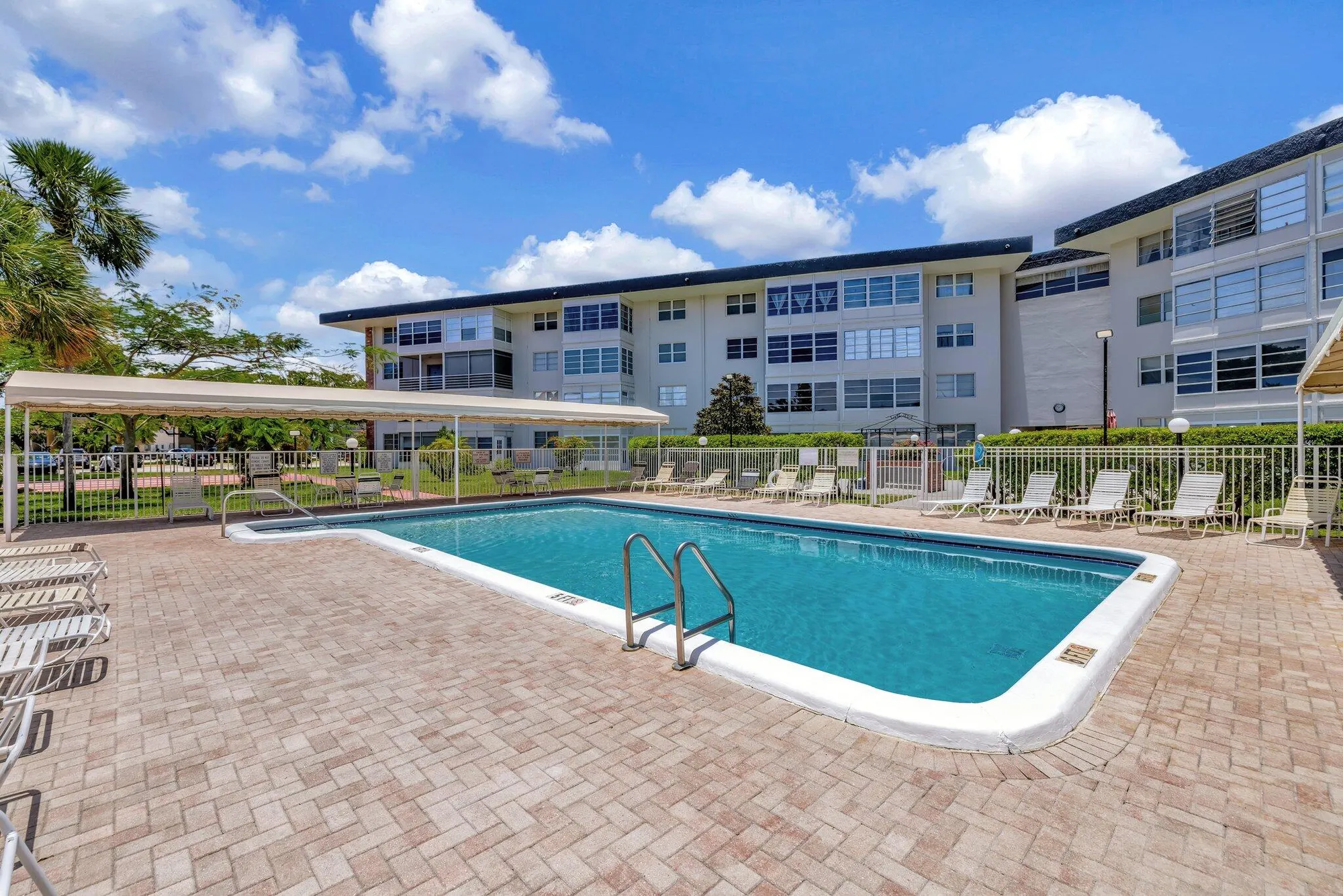 Property Slideshow image 37 of 56 | 2901 nw 46th ave apt 101, Lauderdale Lakes, FL, 33313