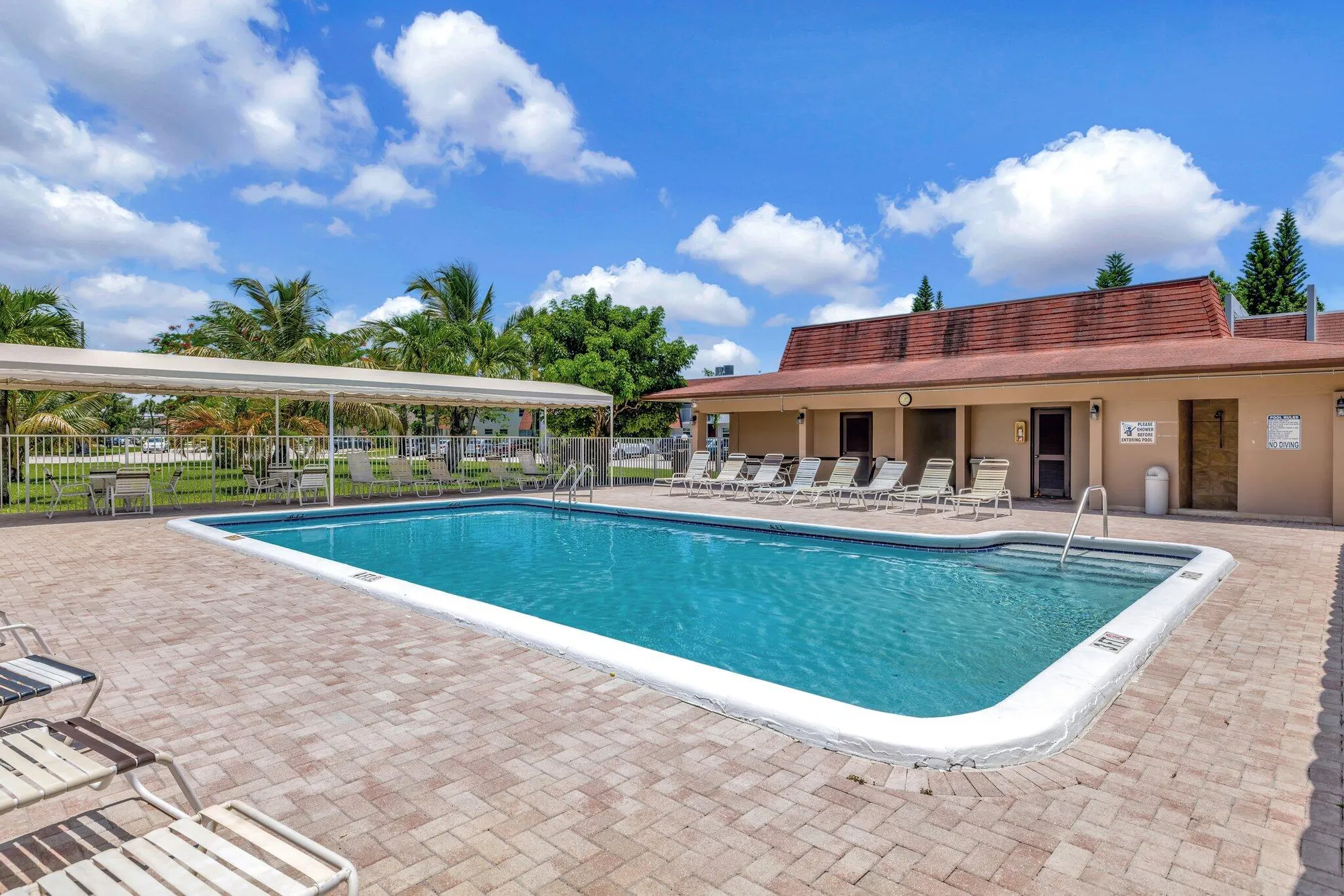 Property Slideshow image 38 of 56 | 2901 nw 46th ave apt 101, Lauderdale Lakes, FL, 33313