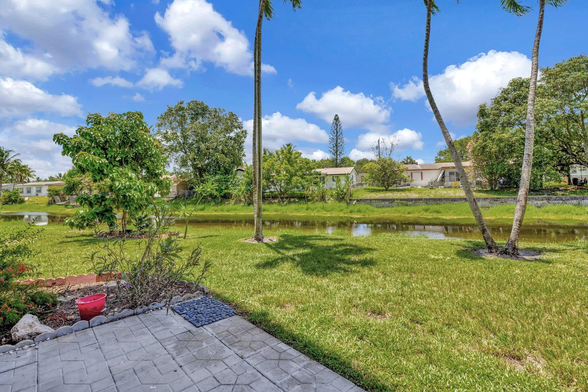 Property Slideshow image 30 of 56 | 2901 nw 46th ave apt 101, Lauderdale Lakes, FL, 33313