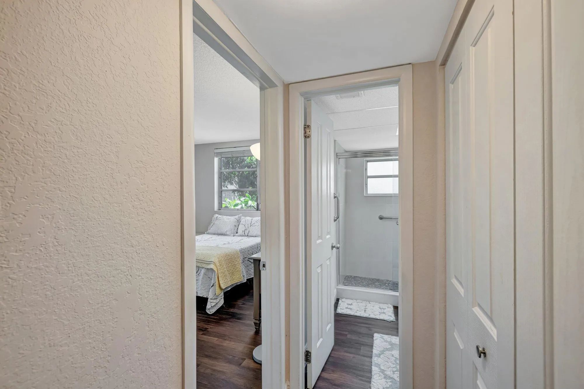 Property Slideshow image 23 of 56 | 2901 nw 46th ave apt 101, Lauderdale Lakes, FL, 33313