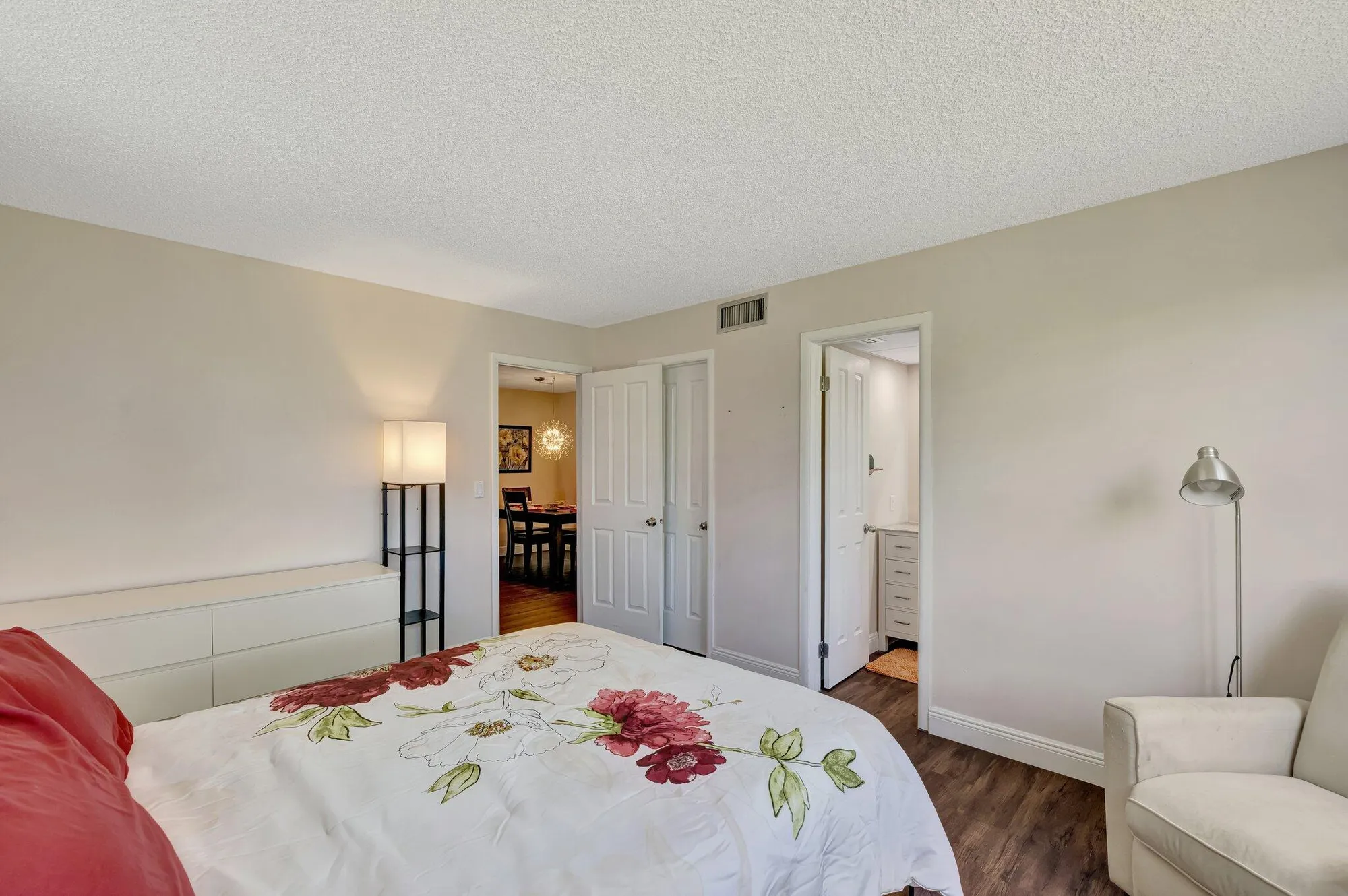 Property Slideshow image 17 of 56 | 2901 nw 46th ave apt 101, Lauderdale Lakes, FL, 33313