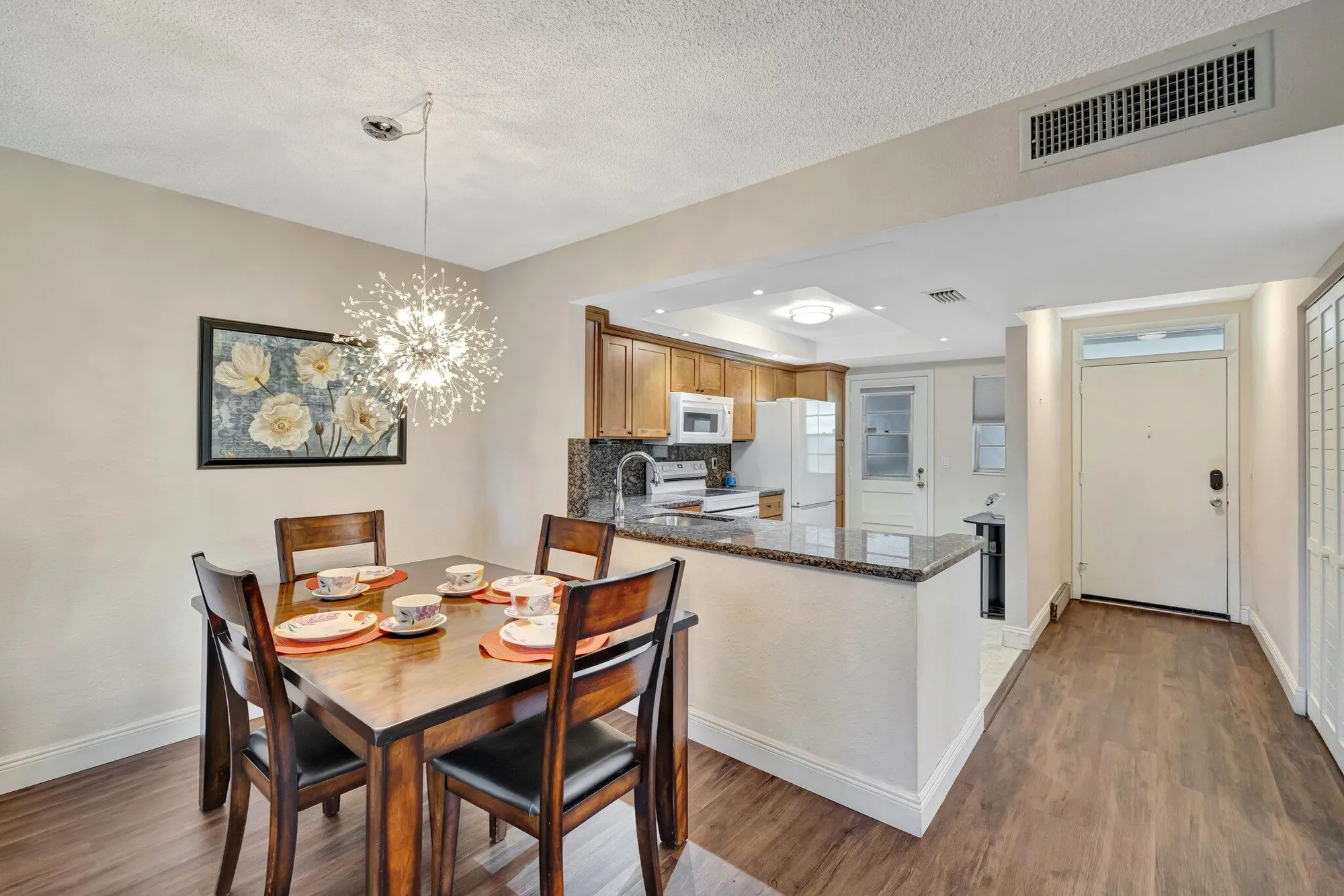 Property Slideshow image 6 of 56 | 2901 nw 46th ave apt 101, Lauderdale Lakes, FL, 33313
