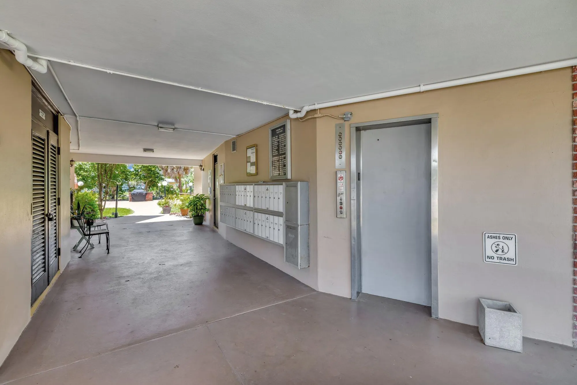 Property Slideshow image 34 of 56 | 2901 nw 46th ave apt 101, Lauderdale Lakes, FL, 33313