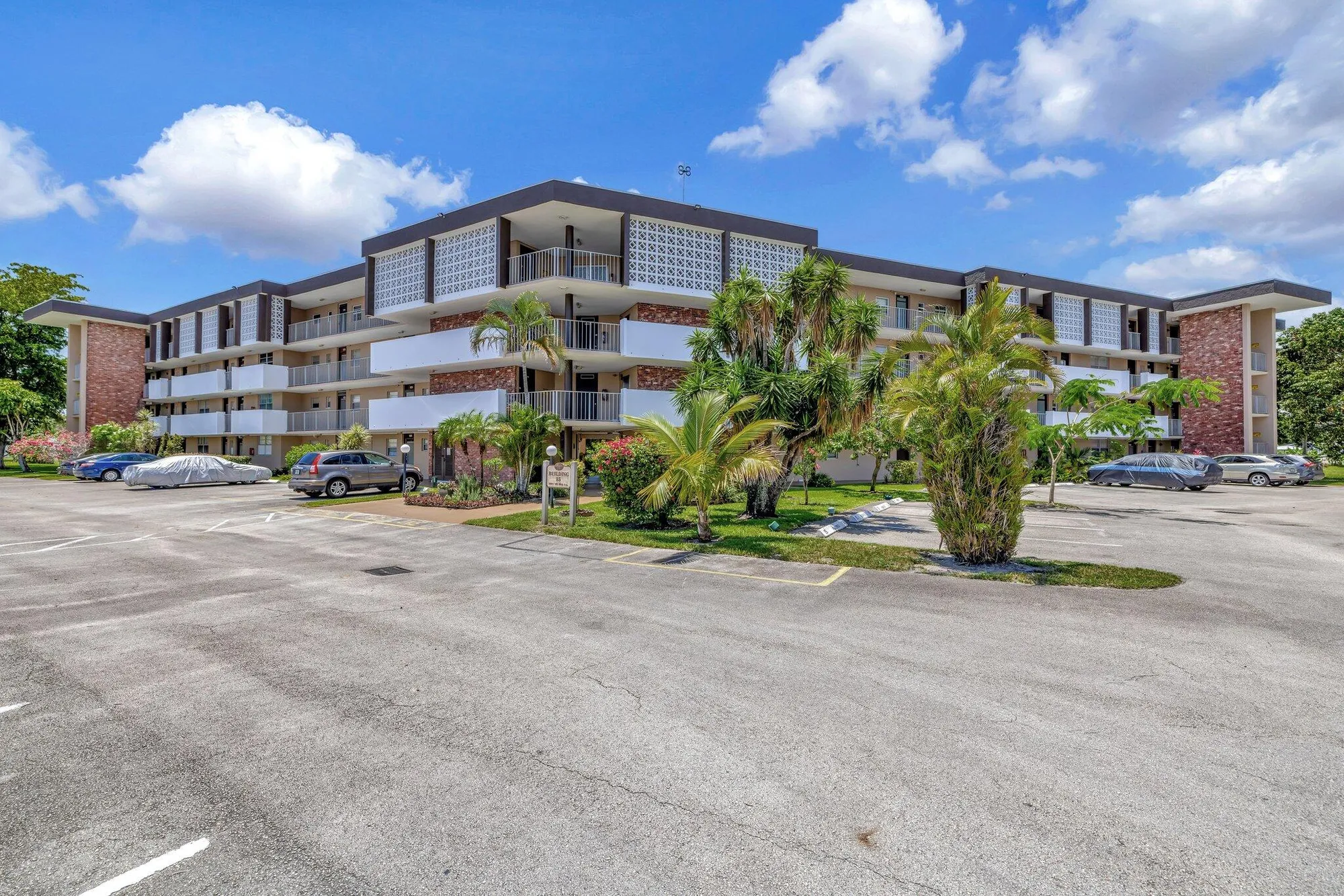 Property Slideshow image 42 of 56 | 2901 nw 46th ave apt 101, Lauderdale Lakes, FL, 33313