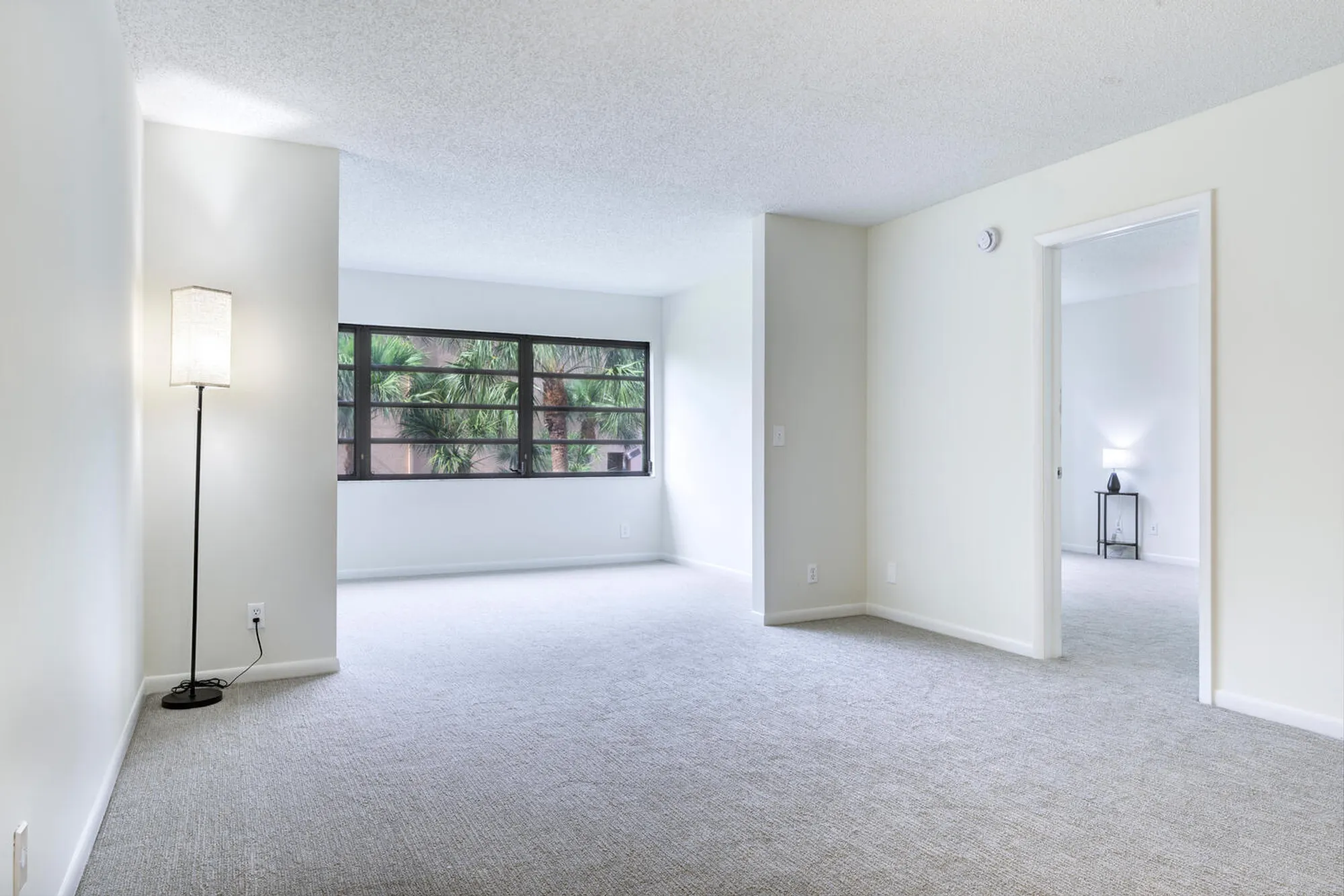Property Slideshow image 19 of 28 | 4700 lucerne lakes blvd 308, Lake Worth, FL, 33467
