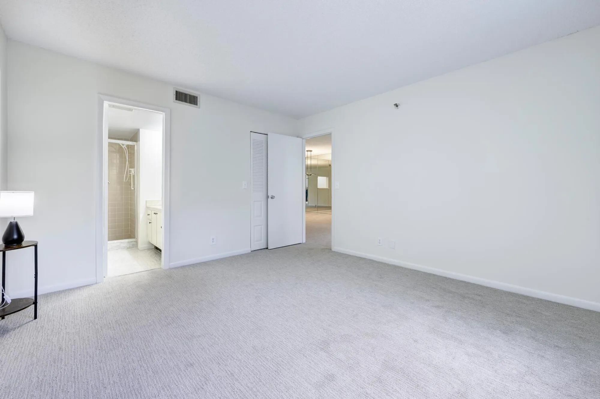 Property Slideshow image 17 of 28 | 4700 lucerne lakes blvd 308, Lake Worth, FL, 33467