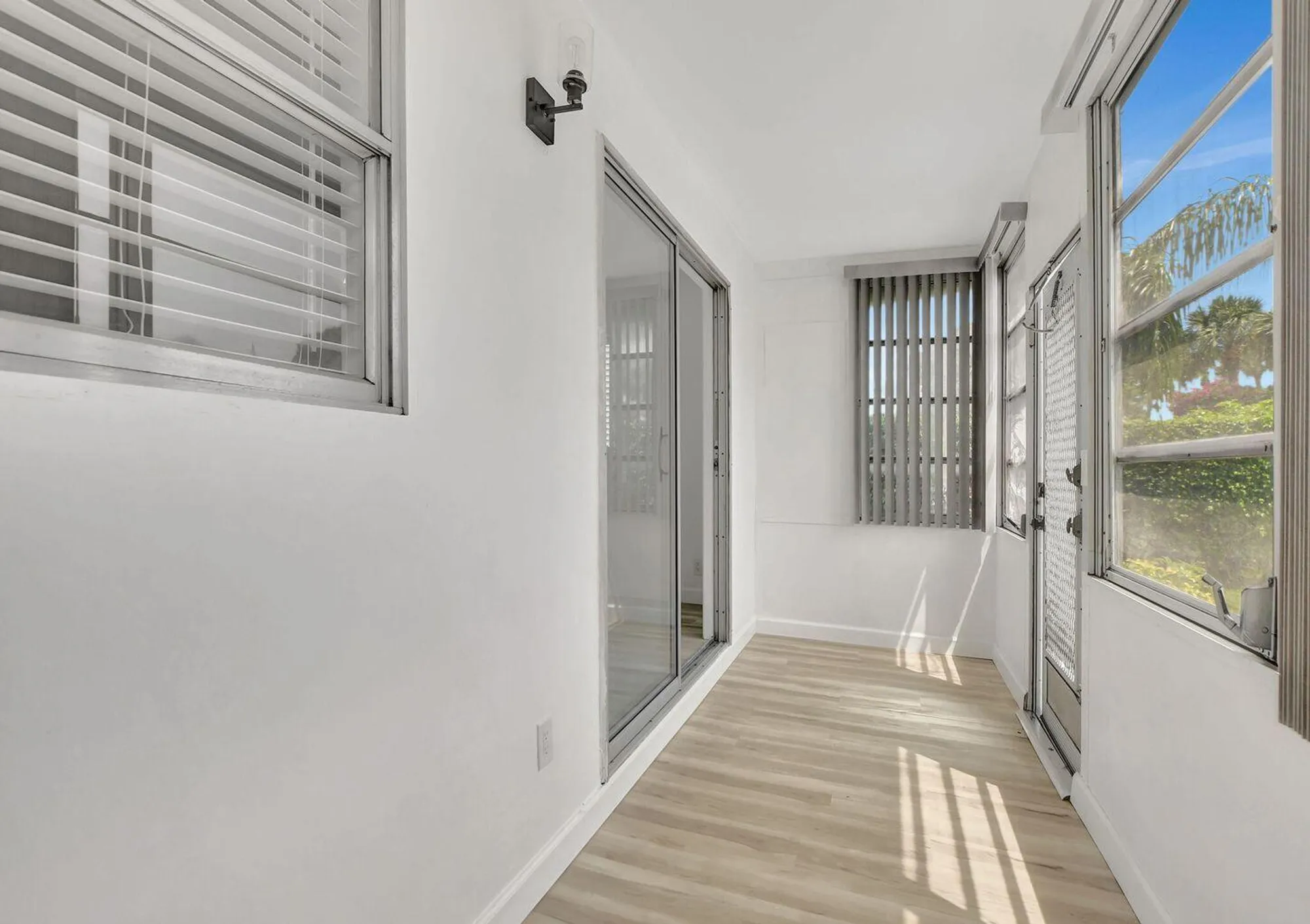 Property Slideshow image 23 of 24 | 216 flanders e unit e, Delray Beach, FL, 33484