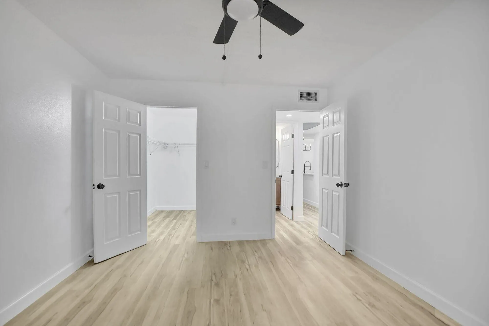 Property Slideshow image 18 of 24 | 216 flanders e unit e, Delray Beach, FL, 33484