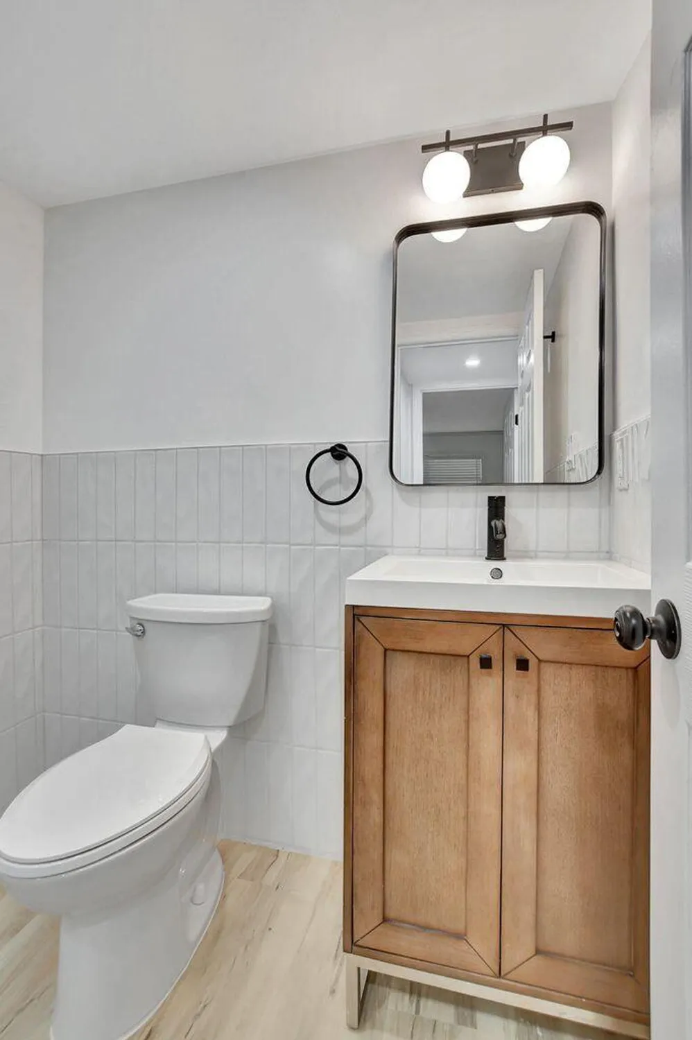 Property Slideshow image 16 of 24 | 216 flanders e unit e, Delray Beach, FL, 33484