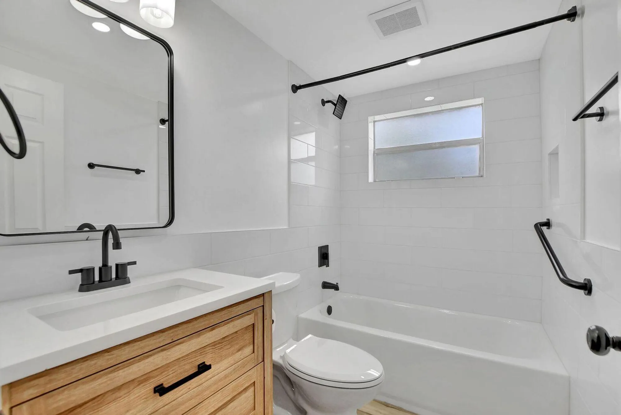 Property Slideshow image 13 of 24 | 216 flanders e unit e, Delray Beach, FL, 33484