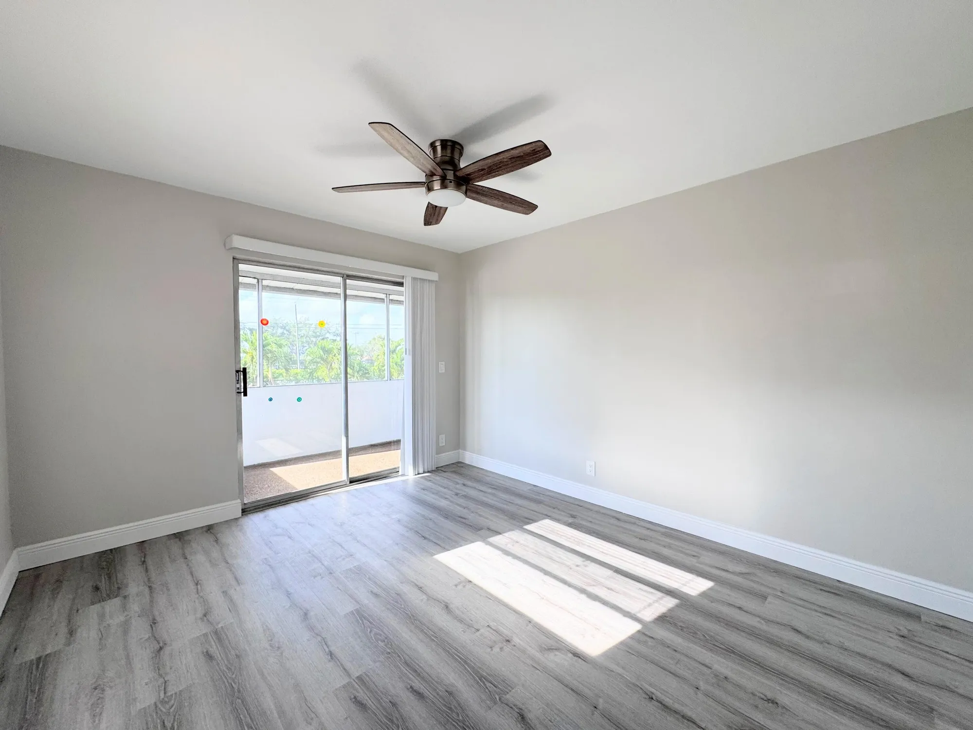 Property Slideshow image 9 of 18 | 284 flanders f, Delray Beach, FL, 33484