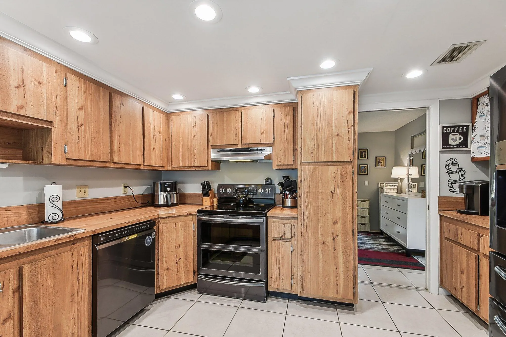 Property Slideshow image 16 of 59 | 11063 oakdale rd, Boynton Beach, FL, 33437