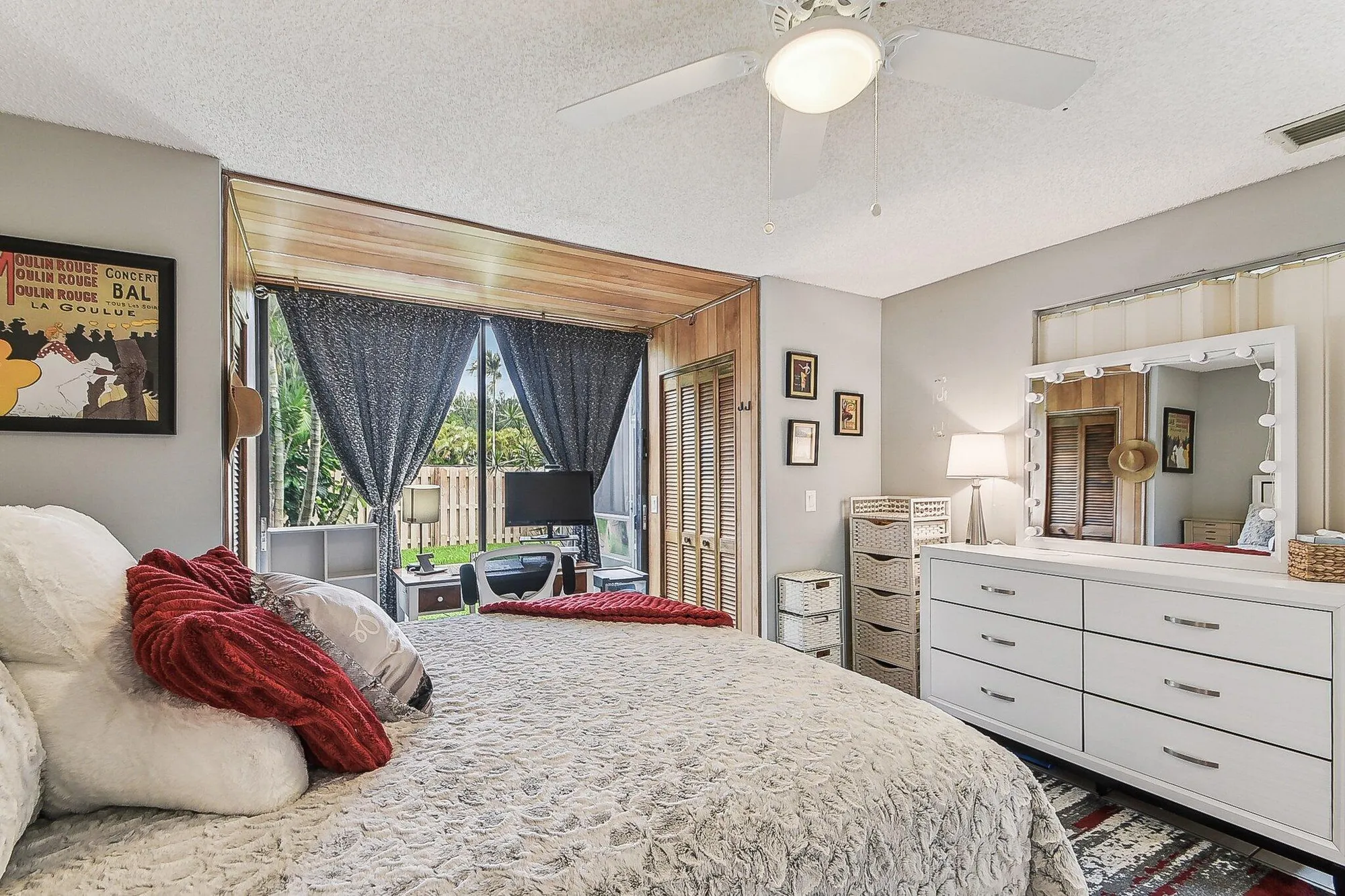 Property Slideshow image 13 of 59 | 11063 oakdale rd, Boynton Beach, FL, 33437