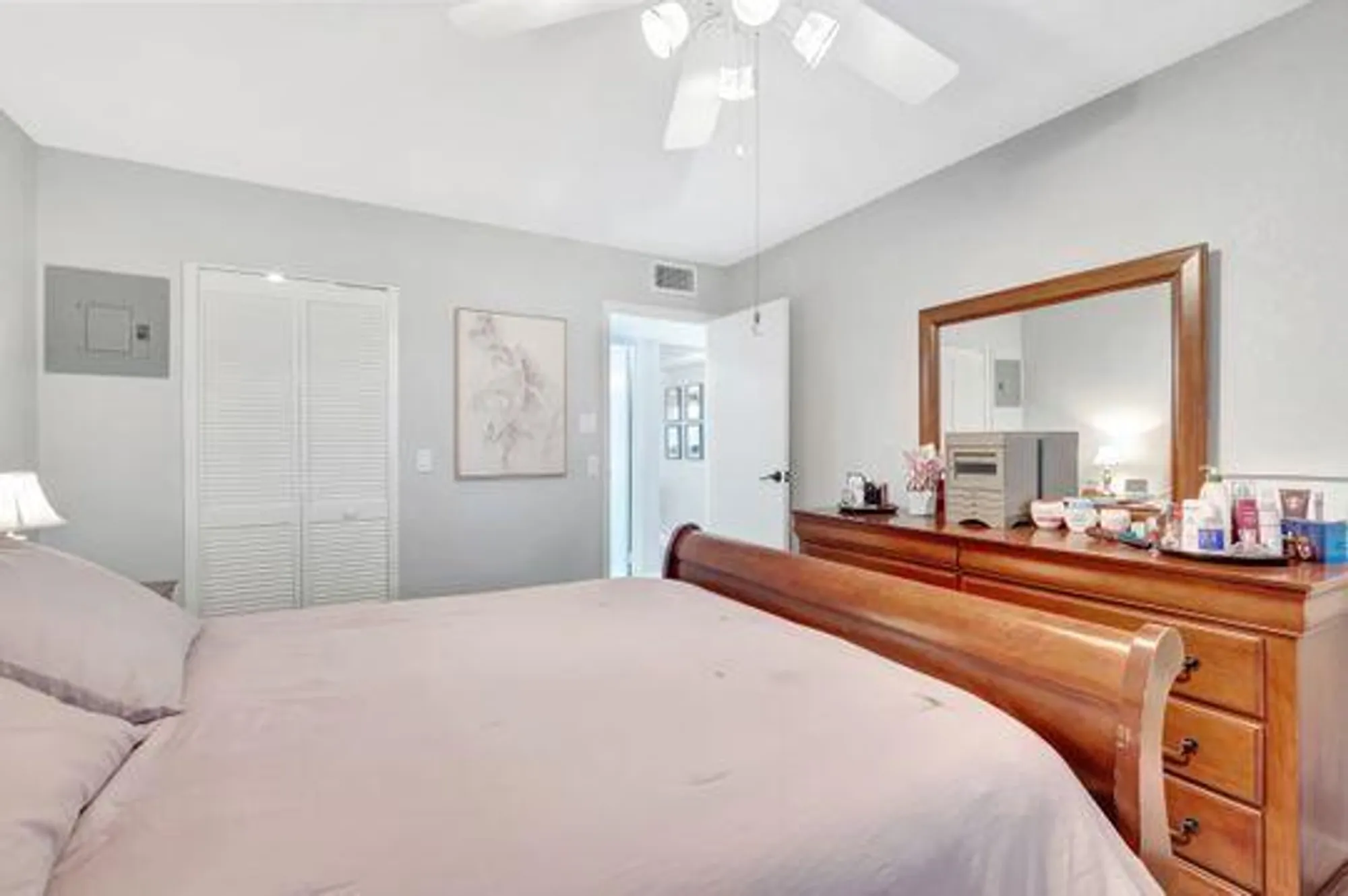 Property Slideshow image 16 of 40 | 313 saxony g, Delray Beach, FL, 33446