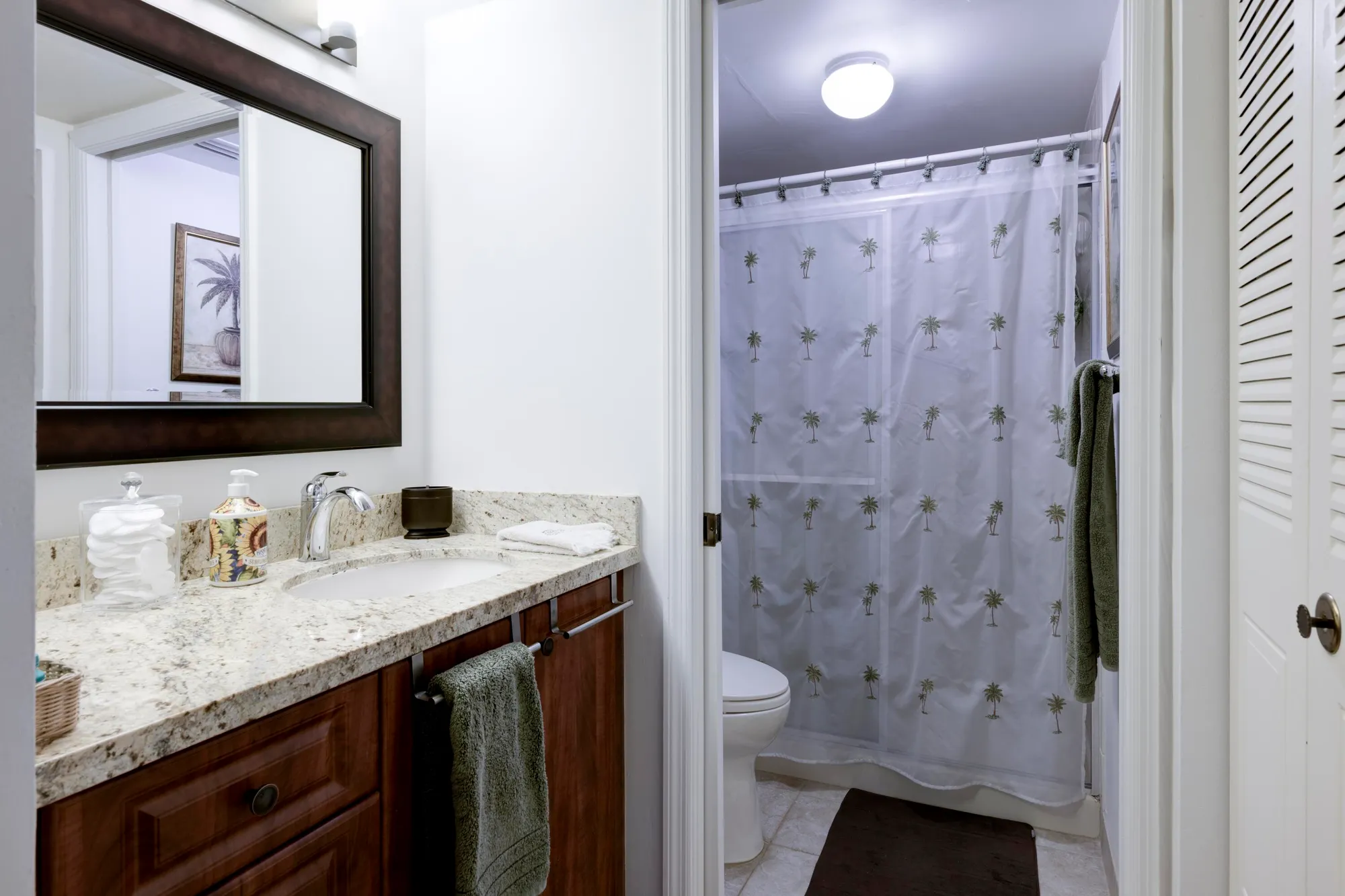 Property Slideshow image 7 of 23 | 7626 tahiti ln 104, Lake Worth, FL, 33467