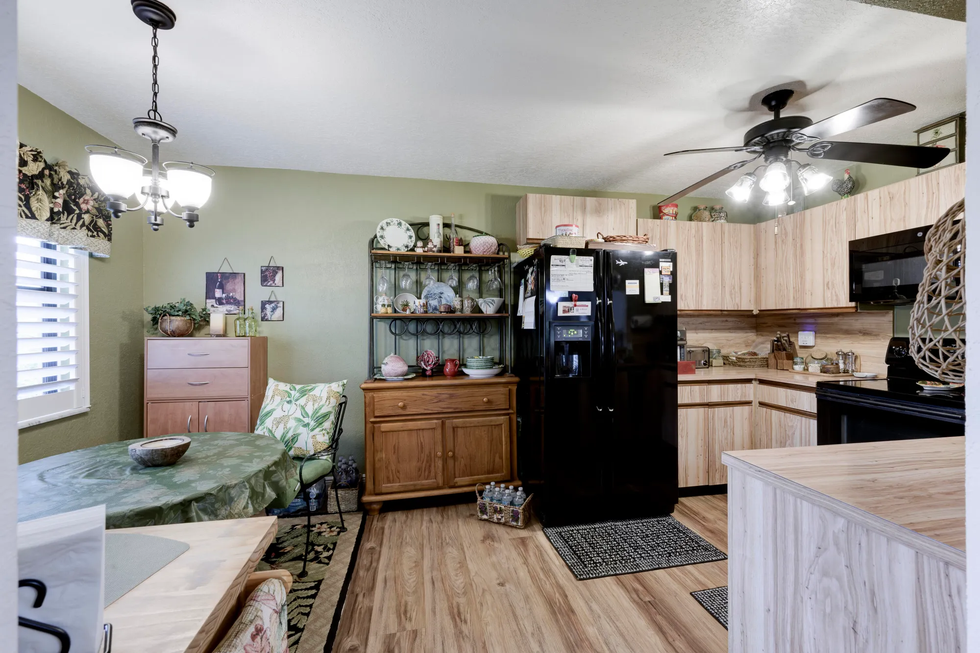 Property Slideshow image 11 of 23 | 7626 tahiti ln 104, Lake Worth, FL, 33467
