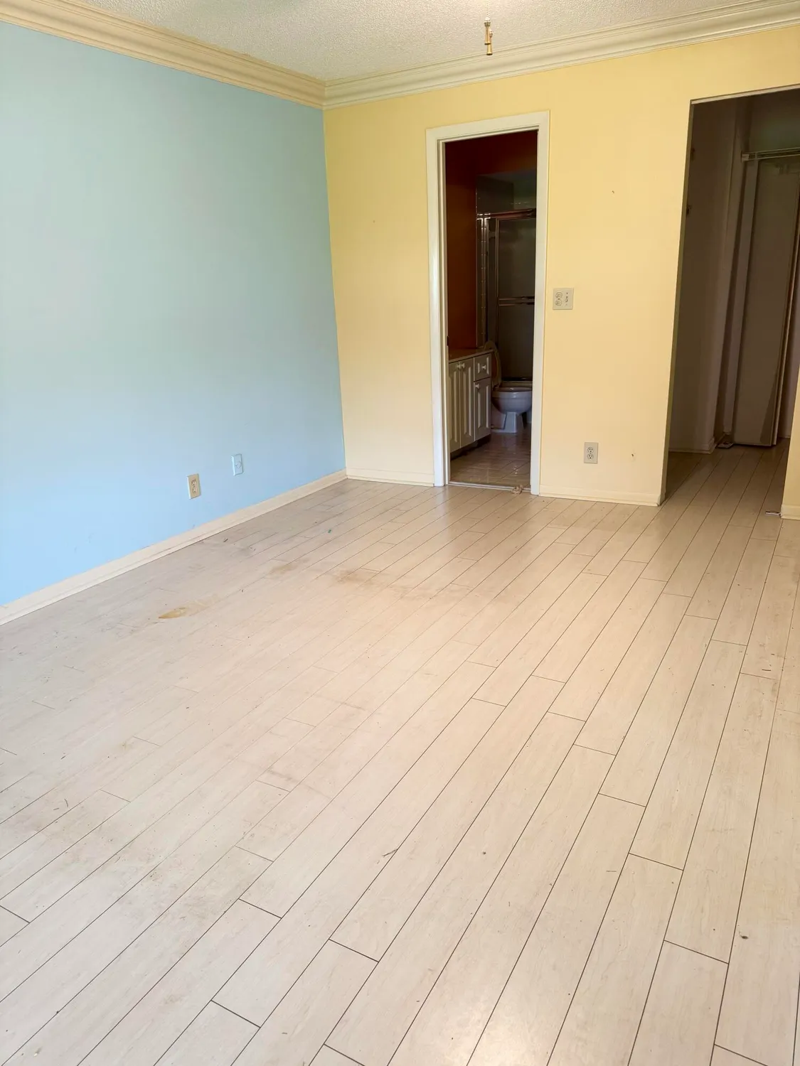 Property Slideshow image 10 of 20 | 1710 palmland dr, Boynton Beach, FL, 33436