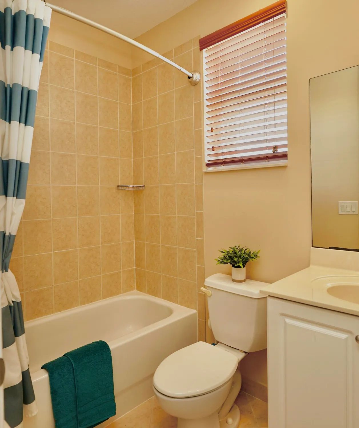Property Slideshow image 24 of 39 | 11296 sw barton way, Port Saint Lucie, FL, 34987